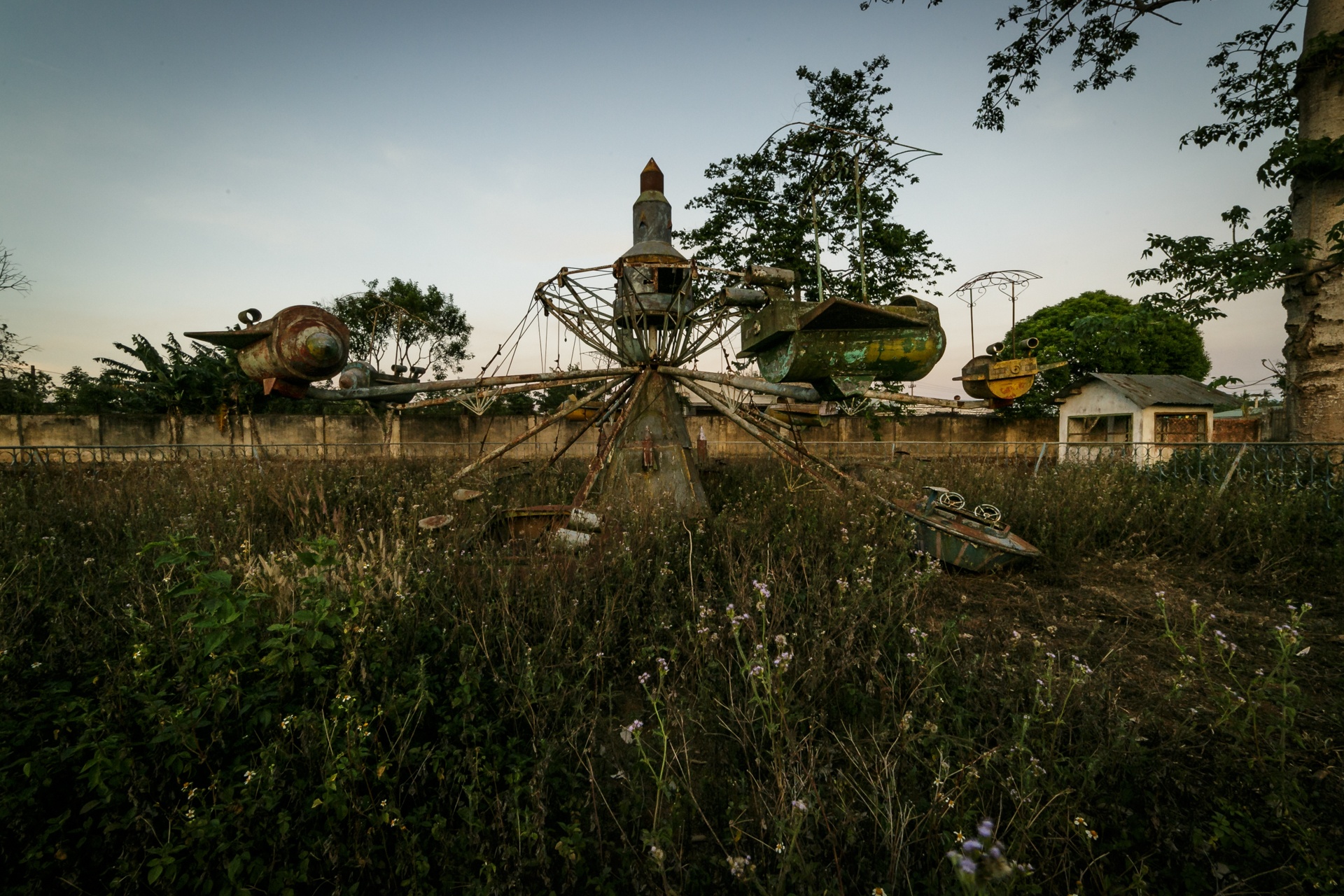 rung ron cong vien bi bo hoang nhieu nam o dak lak anh 6