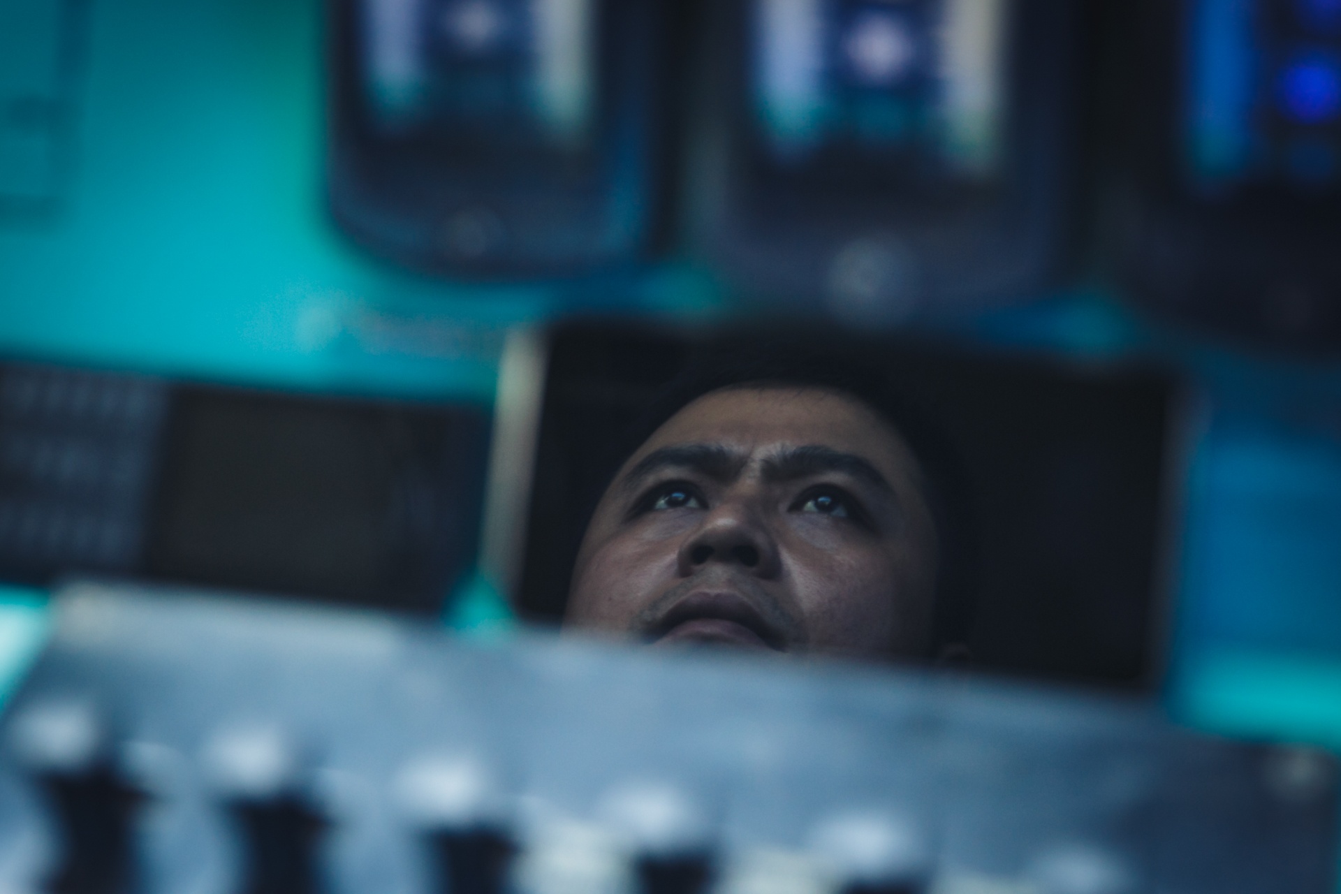 cuộc sống bên trong cabin đầu máy tàu hỏa ảnh 11 cuoc song ben trong cabin dau may tau hoa anh 11