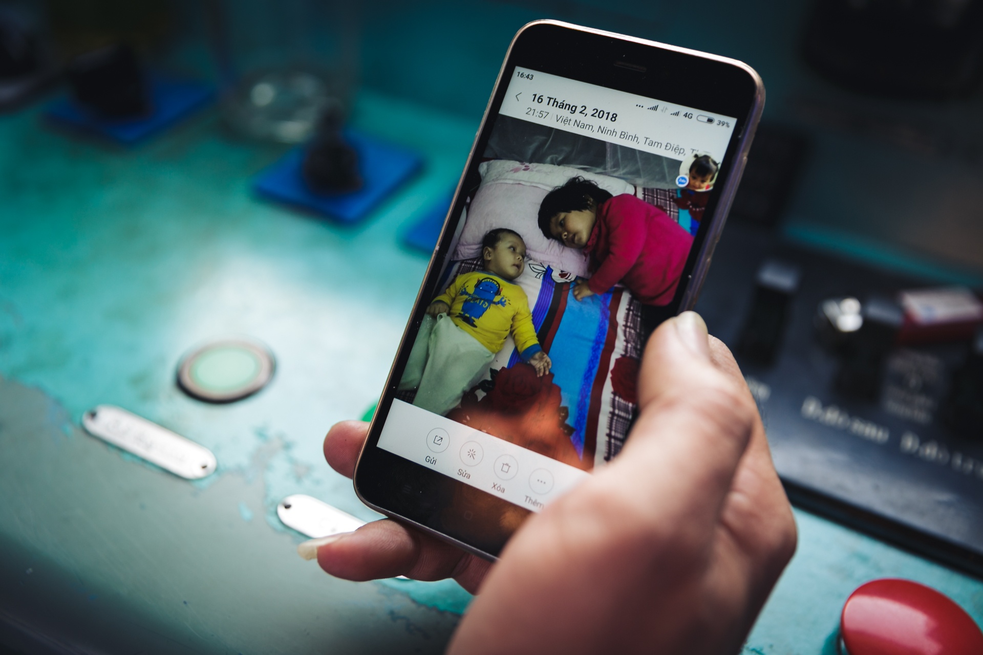 cuộc sống bên trong cabin đầu máy tàu hỏa ảnh 19 cuoc song ben trong cabin dau may tau hoa anh 19