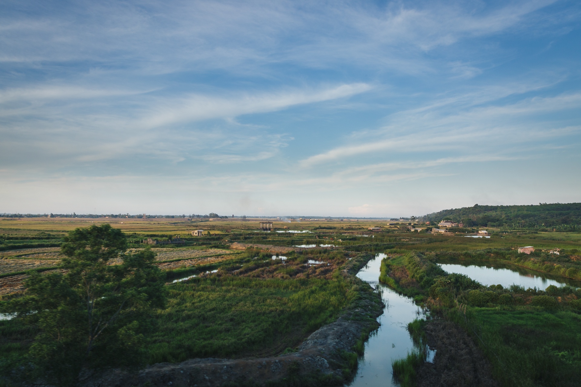 cuộc sống bên trong cabin đầu máy tàu hỏa ảnh 13 cuoc song ben trong cabin dau may tau hoa anh 13