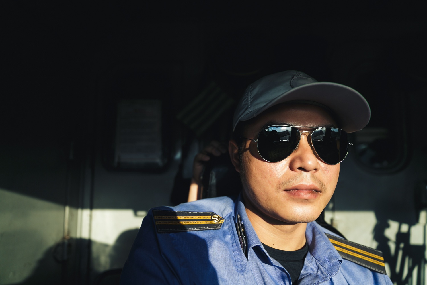 cuoc song ben trong cabin dau may tau hoa anh 16