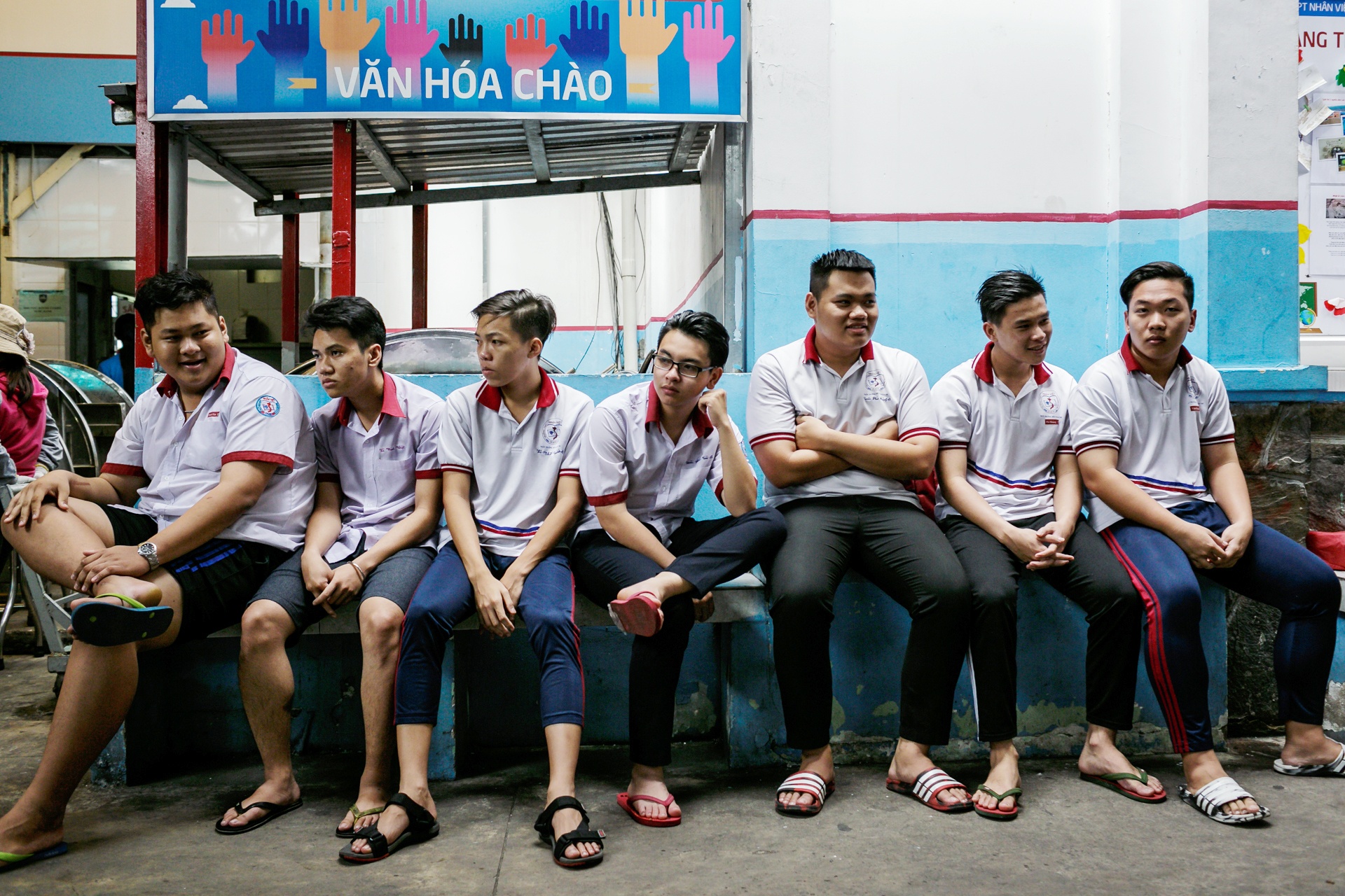 sĩ tử ráo riết ôn luyện cho kì thi THPT quốc gia ảnh 11 si tu rao riet on luyen cho ki thi THPT quoc gia anh 11