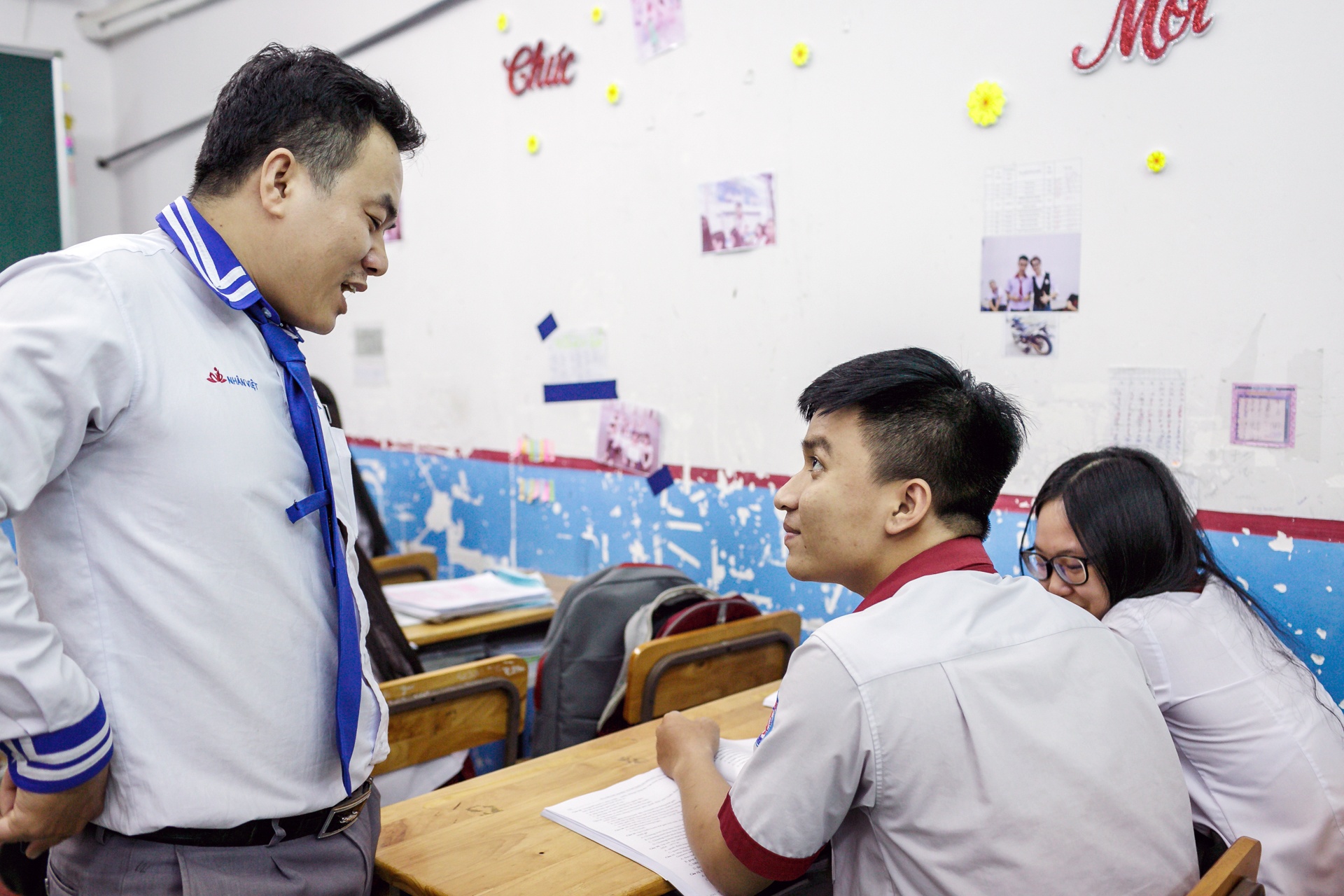 sĩ tử ráo riết ôn luyện cho kì thi THPT quốc gia ảnh 32 si tu rao riet on luyen cho ki thi THPT quoc gia anh 32