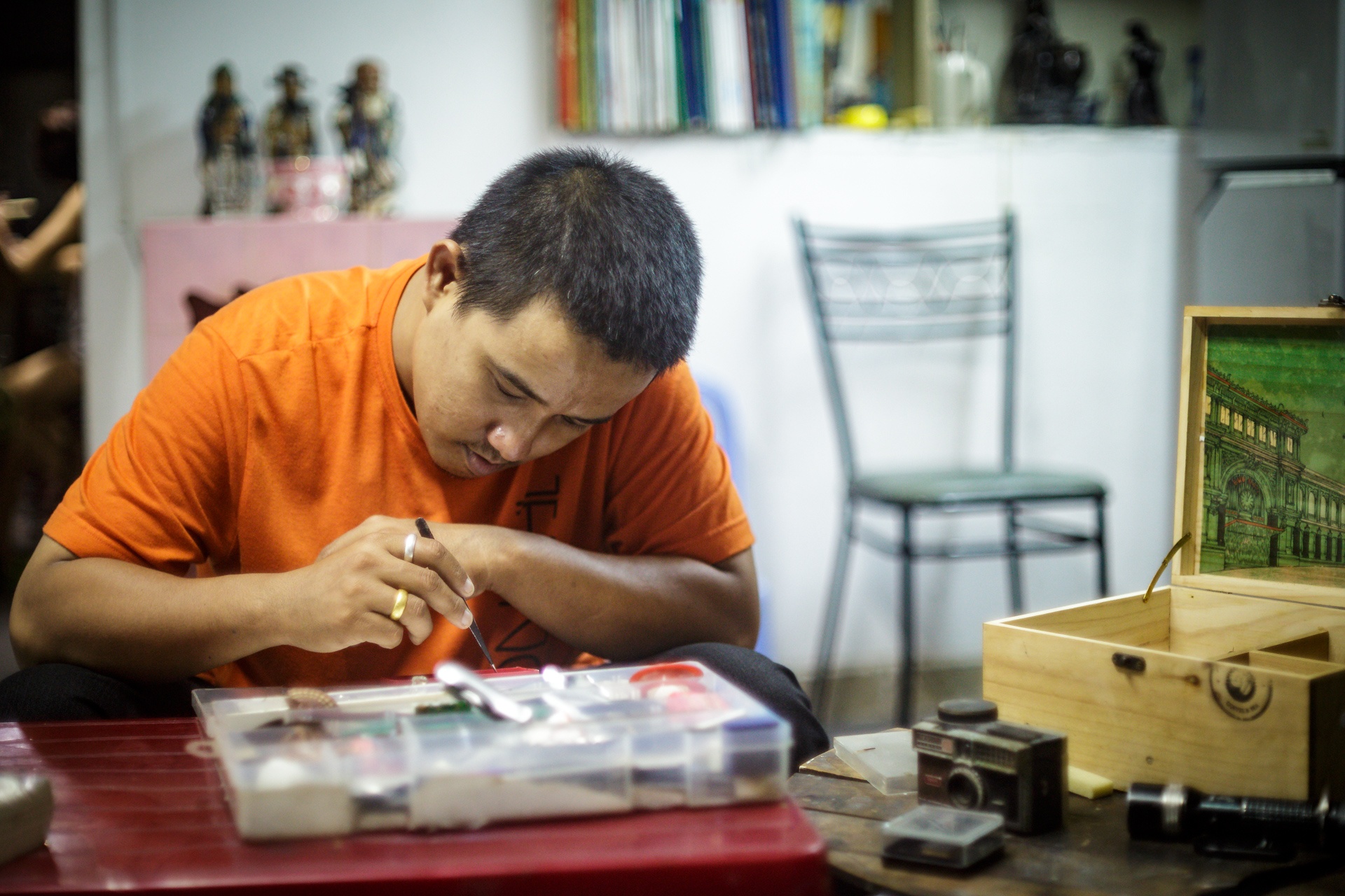 can canh nhung mo hinh sieu nho cua nghe nhan o sai gon anh 2