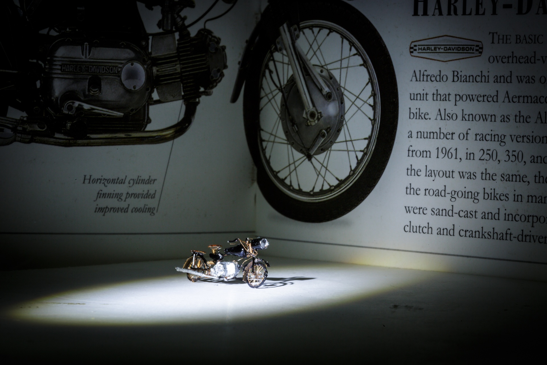 can canh nhung mo hinh sieu nho cua nghe nhan o sai gon anh 5