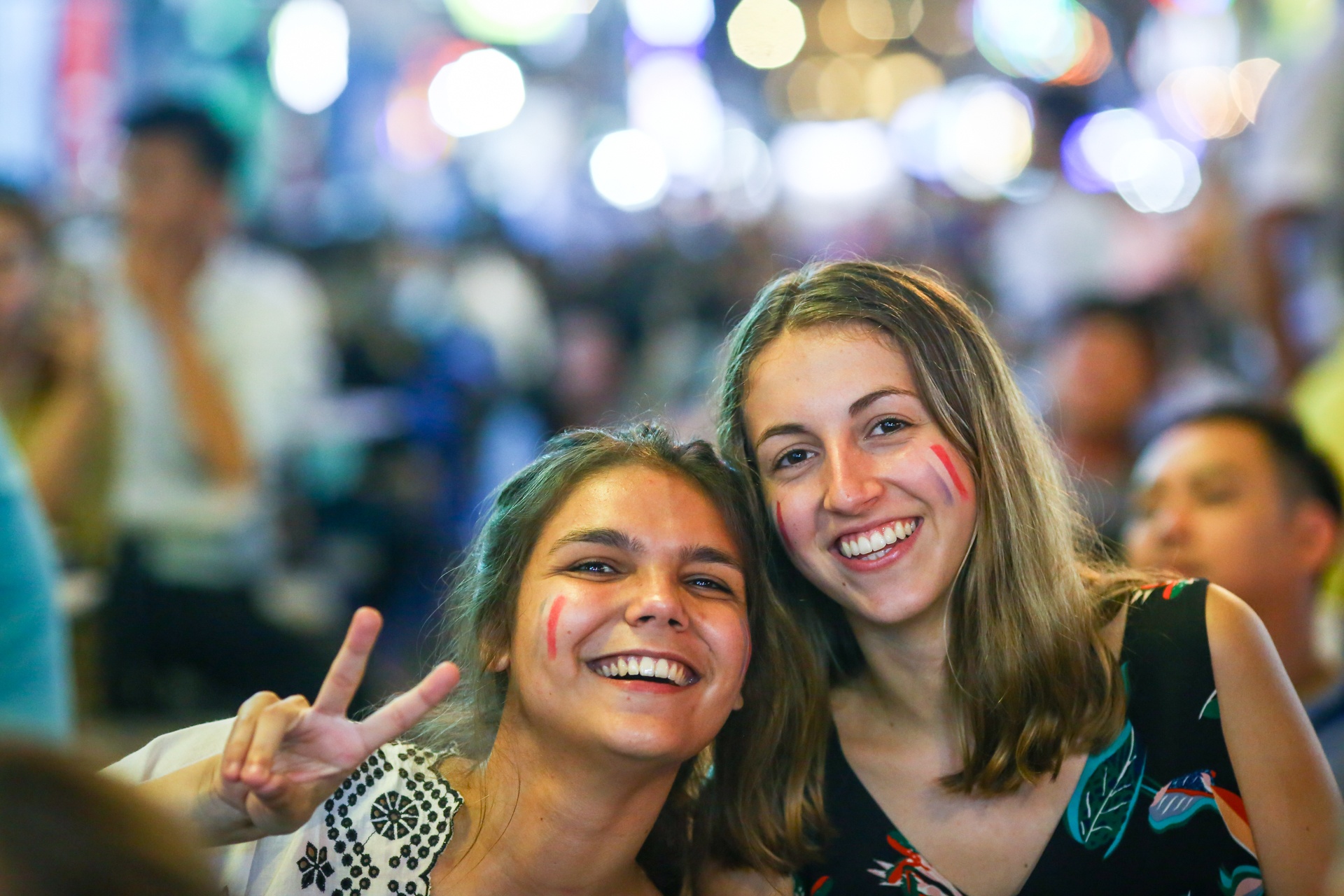 co dong vien phap vo oa chien thang o pho Tay Sai Gon anh 12