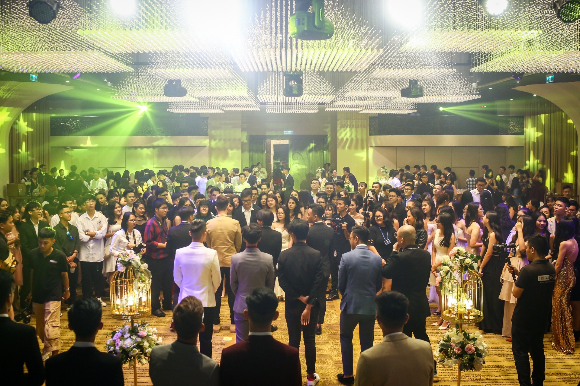 dem chia tay cua hoc sinh truong Trung Vuong anh 1