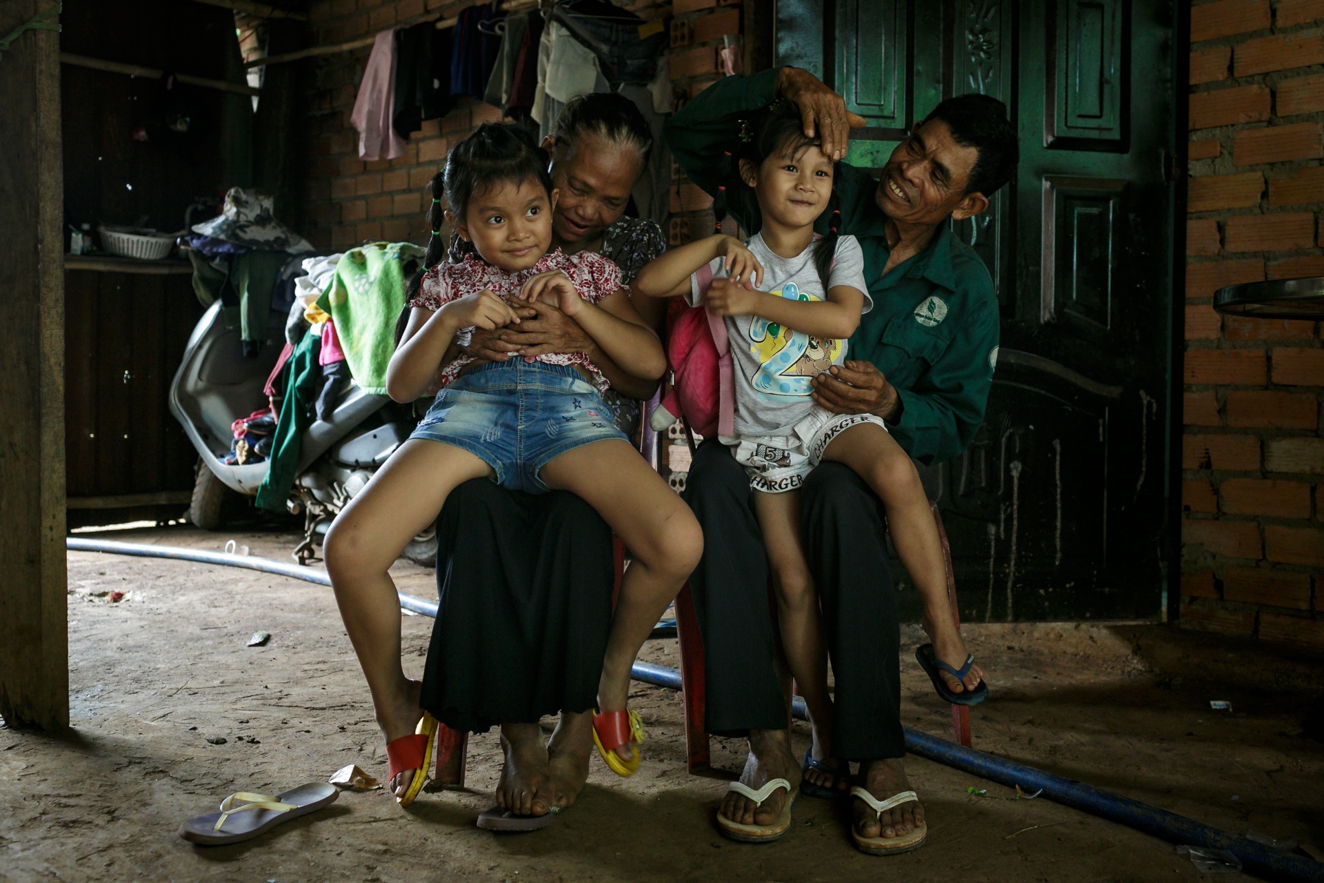 cap doi so sinh trao nham o Binh Phuoc gio ra sao? anh 31