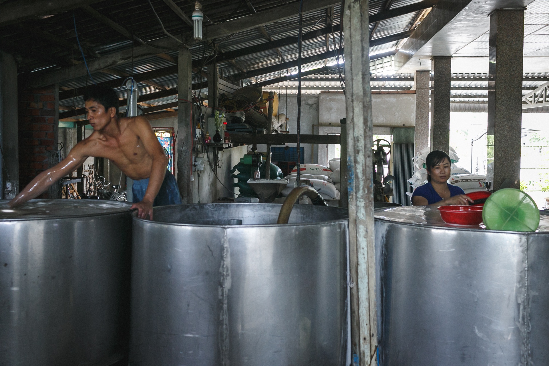 lang bot tram nam tuoi ben dong cuu long anh 14