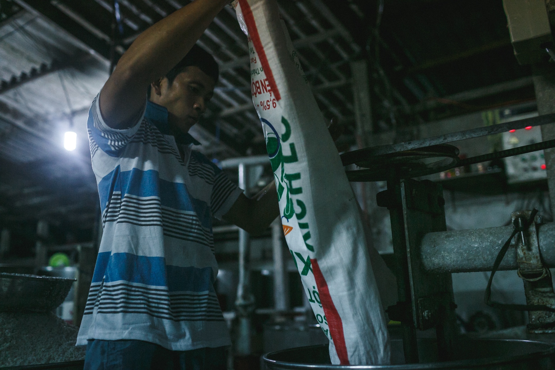 lang bot tram nam tuoi ben dong cuu long anh 9