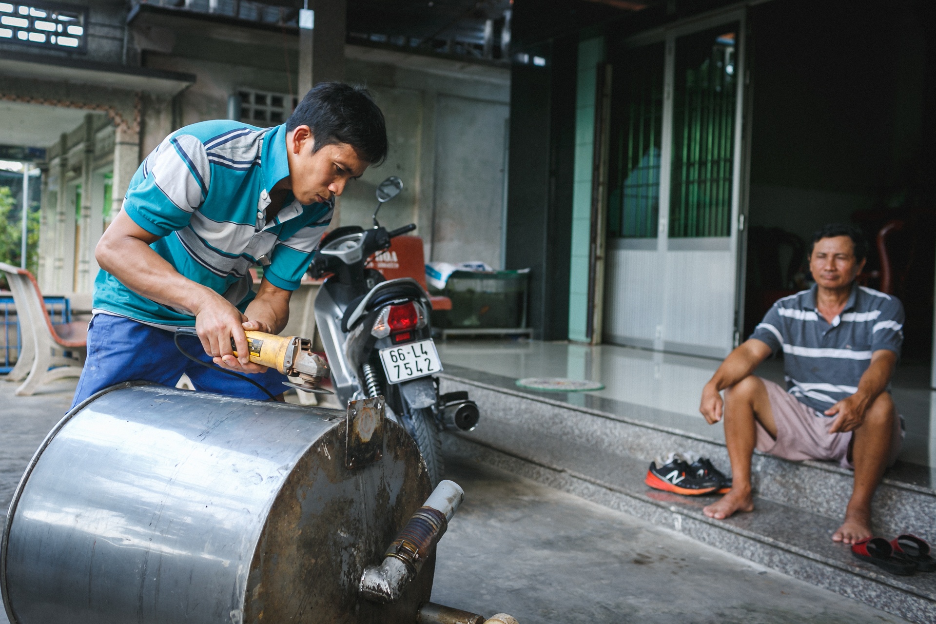 lang bot tram nam tuoi ben dong cuu long anh 39