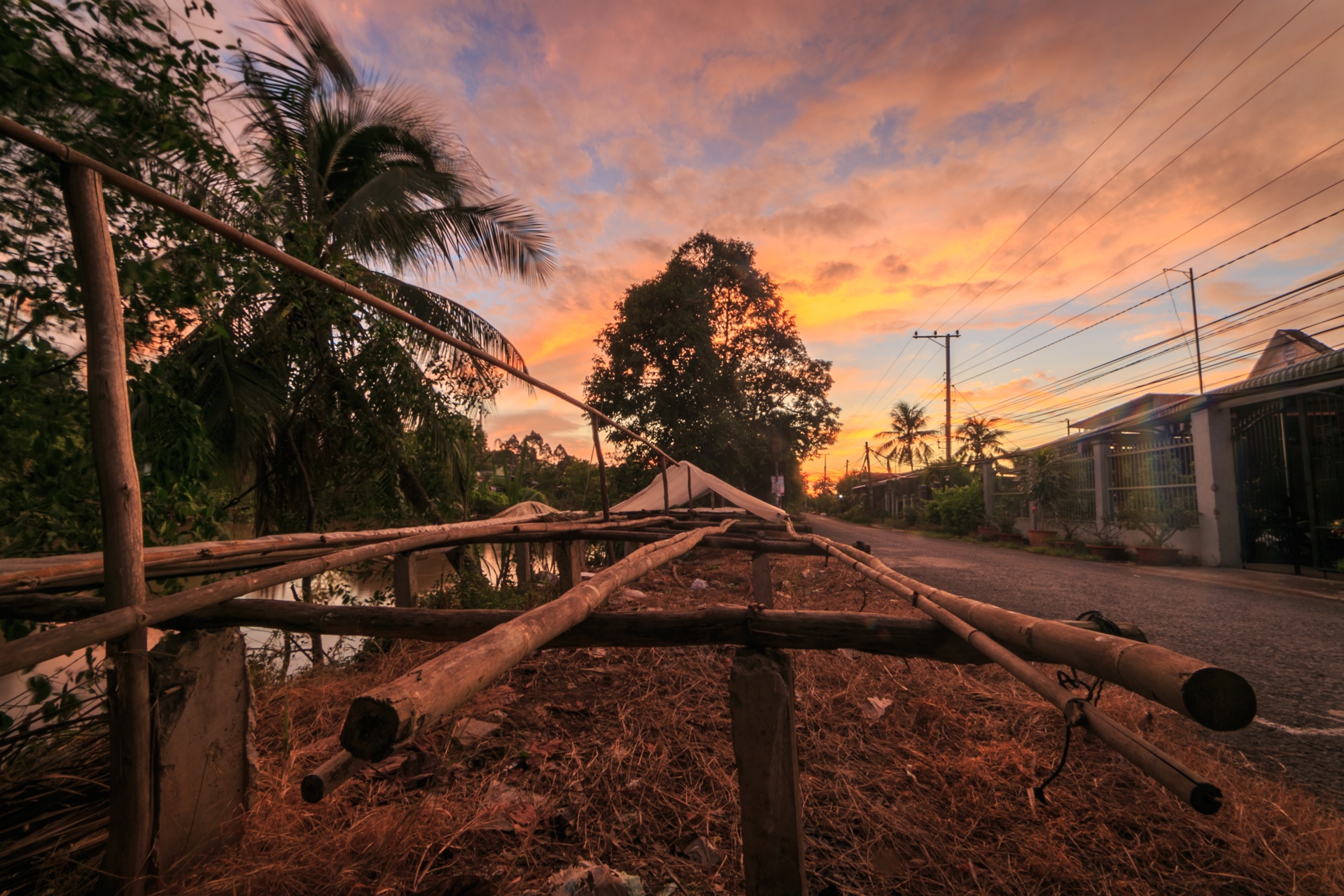 lang bot tram nam tuoi ben dong cuu long anh 2