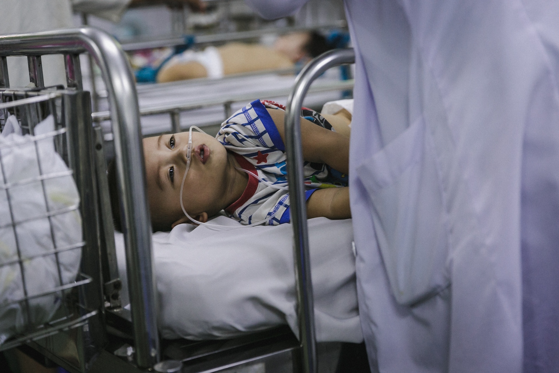 bệnh viện nhi Sài Gòn ‘vỡ trận’ vì dịch chồng dịch ảnh 7 benh vien nhi Sai Gon ‘vo tran’ vi dich chong dich anh 7