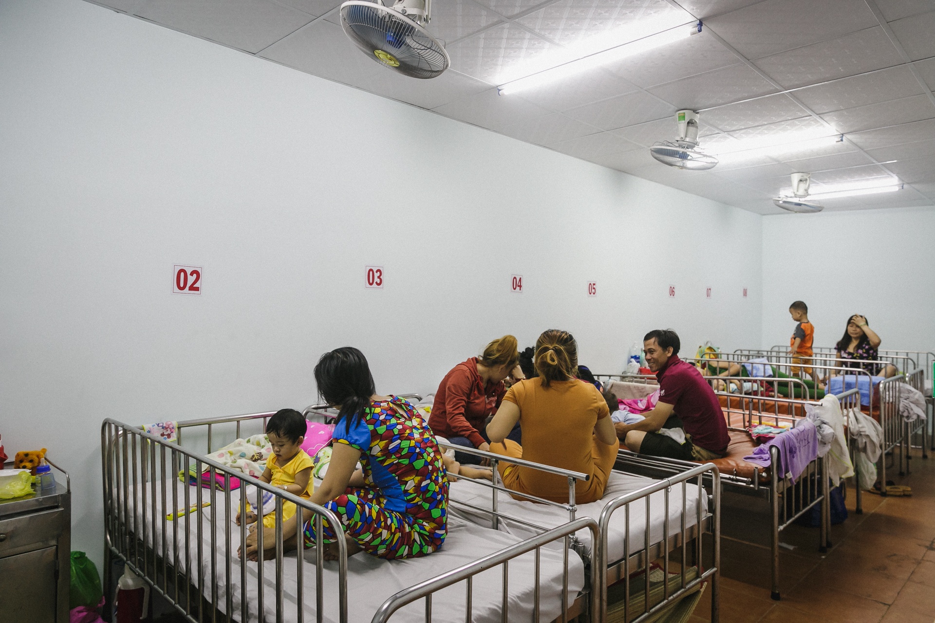 bệnh viện nhi Sài Gòn ‘vỡ trận’ vì dịch chồng dịch ảnh 25 benh vien nhi Sai Gon ‘vo tran’ vi dich chong dich anh 25