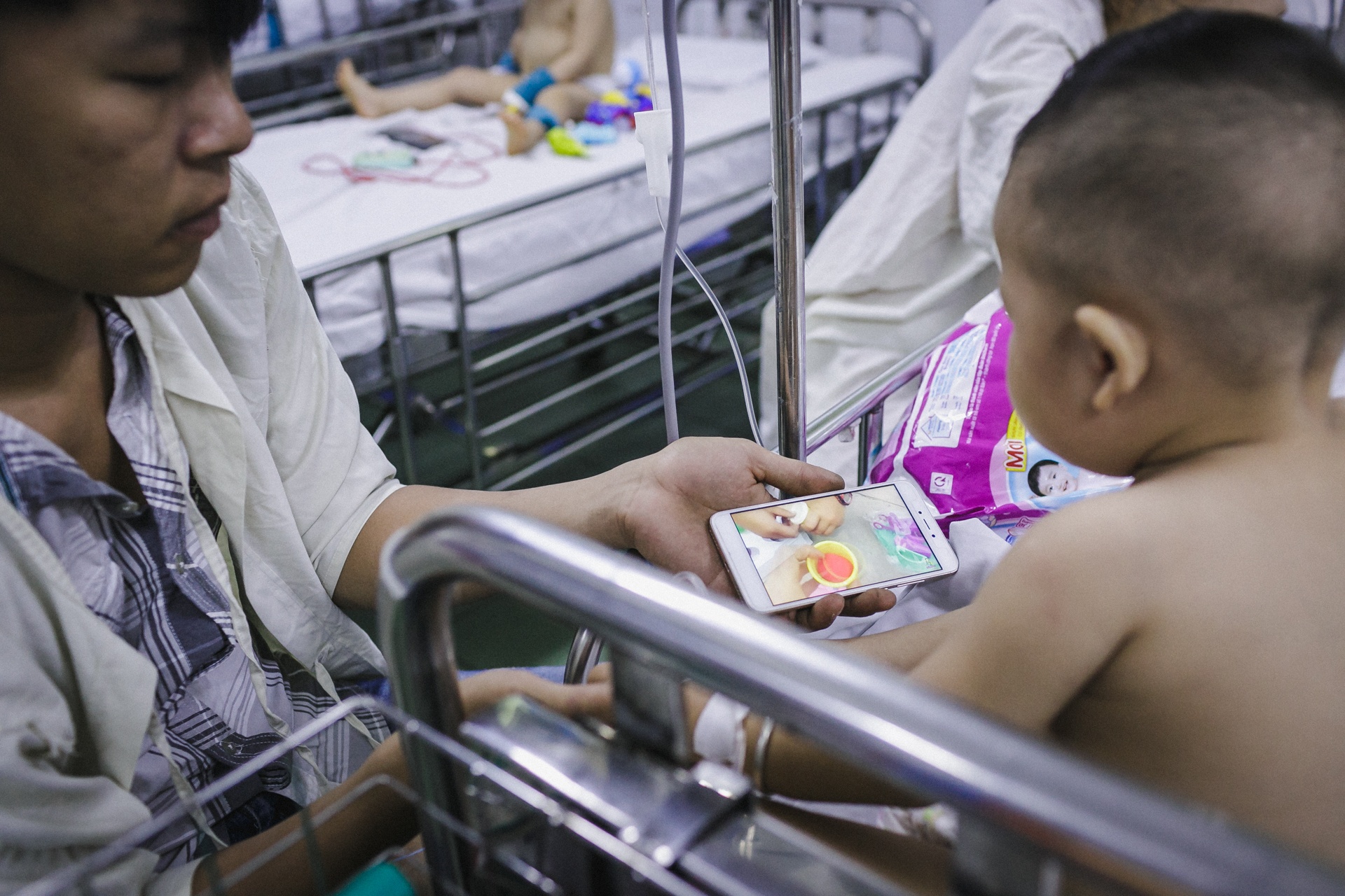 bệnh viện nhi Sài Gòn ‘vỡ trận’ vì dịch chồng dịch ảnh 9 benh vien nhi Sai Gon ‘vo tran’ vi dich chong dich anh 9