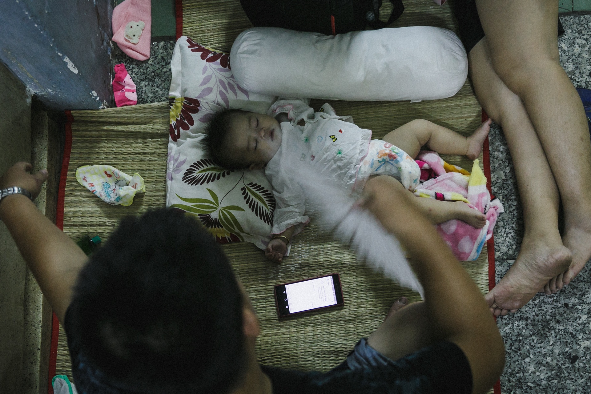 bệnh viện nhi Sài Gòn ‘vỡ trận’ vì dịch chồng dịch ảnh 31 benh vien nhi Sai Gon ‘vo tran’ vi dich chong dich anh 31