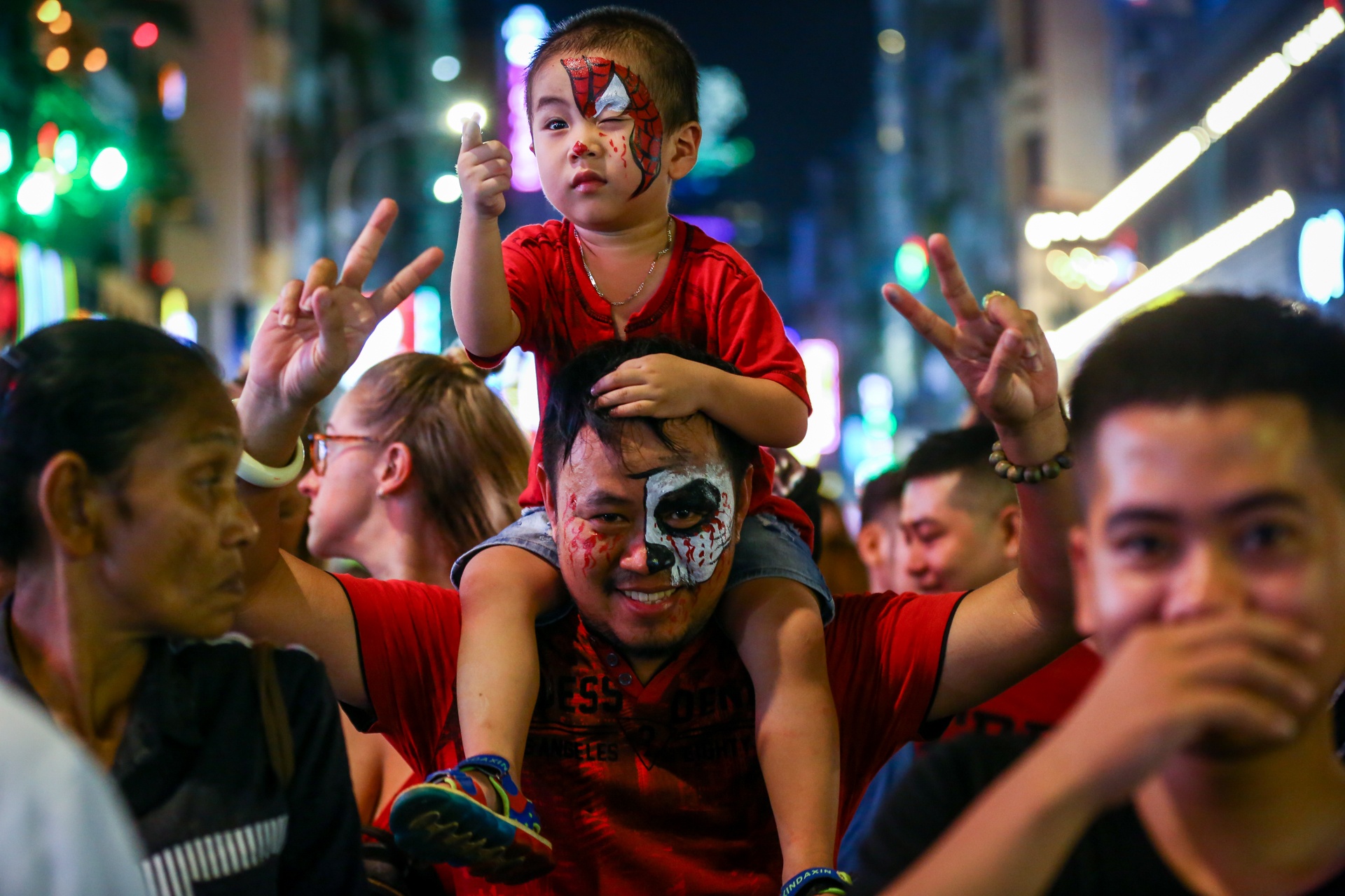 ma quy ken cung pho tay bui vien ngay Halloween anh 10