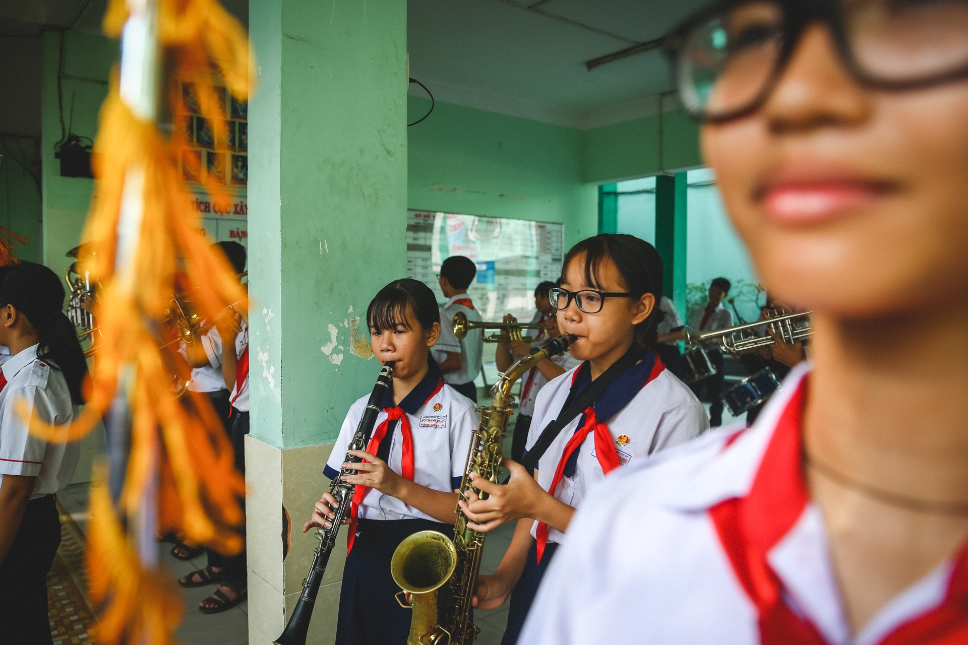 thầy giáo địa lý và đội kèn tí hon  ảnh 11 thay giao dia ly va doi ken ti hon anh 11
