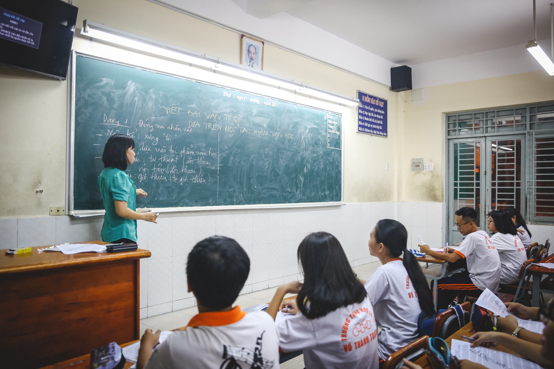 thầy giáo địa lý và đội kèn tí hon  ảnh 30 thay giao dia ly va doi ken ti hon anh 30