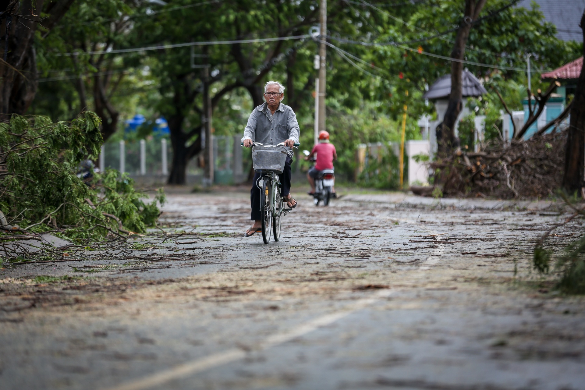Can Gio tan hoang sau bao so 9 anh 8