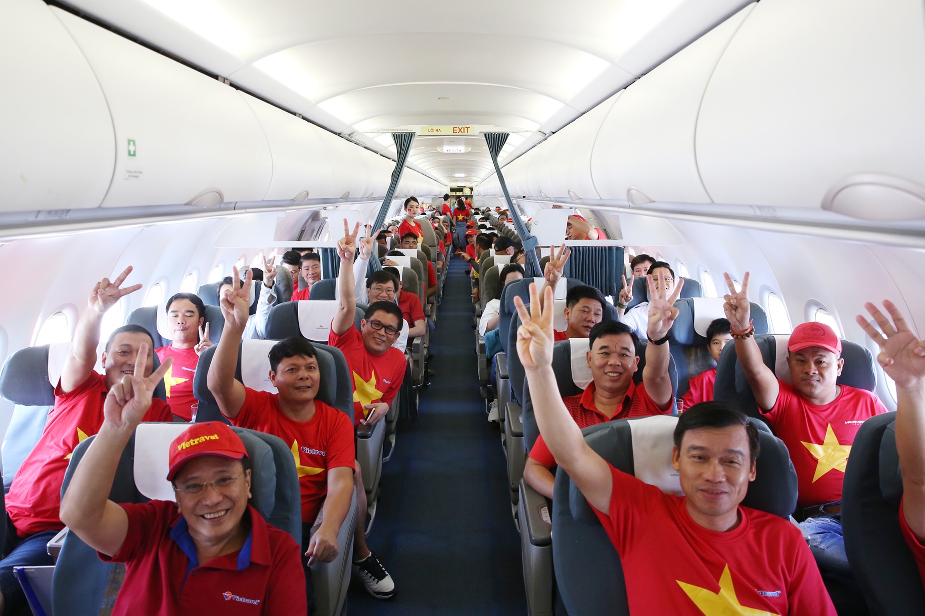 co dong vien sai gon hung huc khi the truoc gio sang philippines anh 15