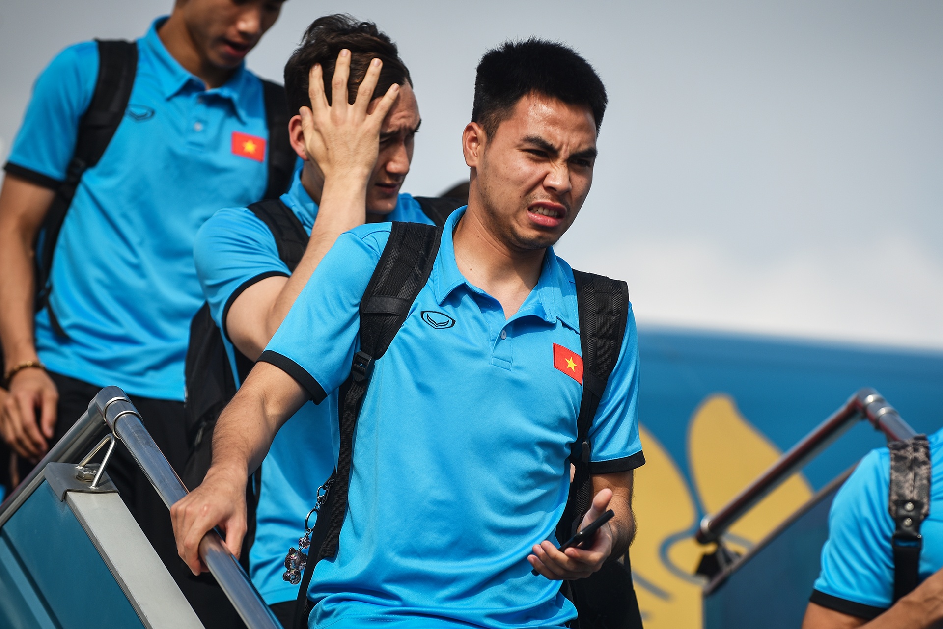 hanh trinh sang Philippines co vu doi tuyen Viet Nam cua gan 300 co dong vien sai gon anh 10