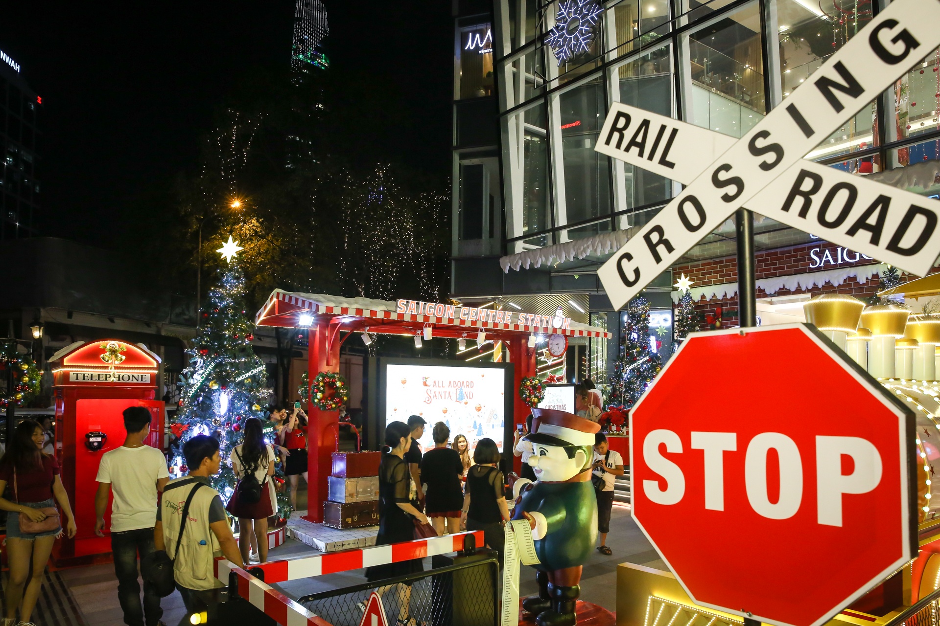 khong khi giang sinh som o sai gon anh 6