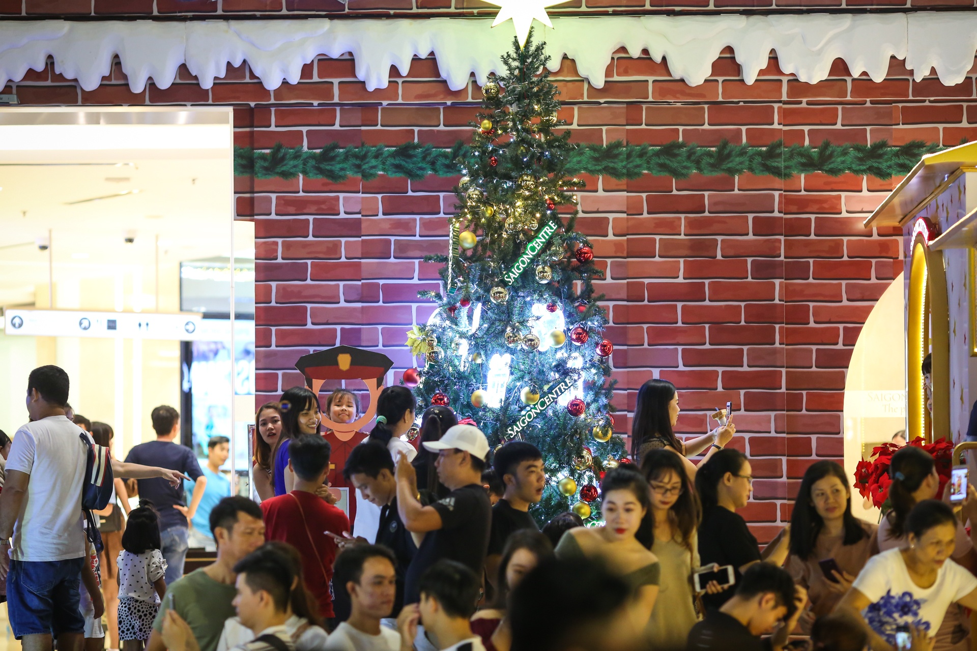 khong khi giang sinh som o sai gon anh 7