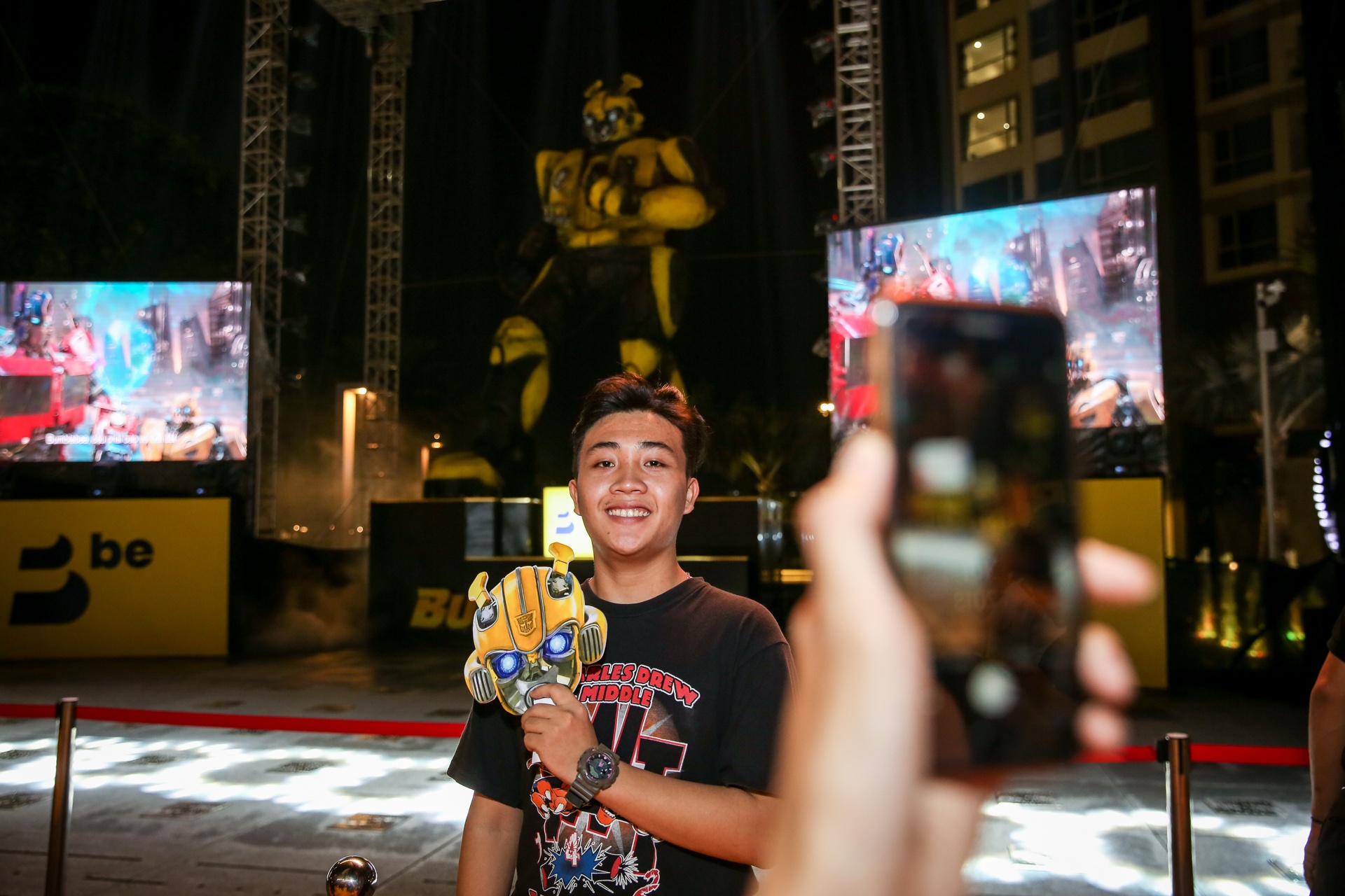 Bumblebee ,  ung dung be anh 4