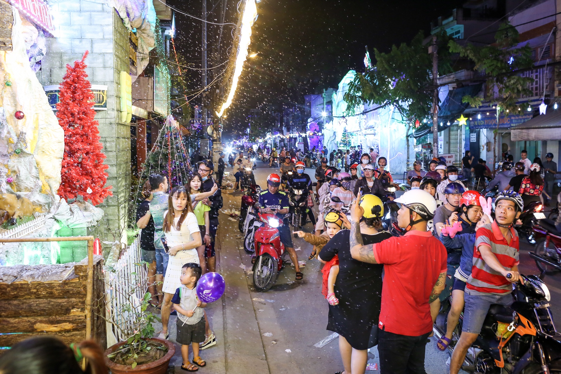 Nguoi dan Sai Gon di choi Noel anh 7