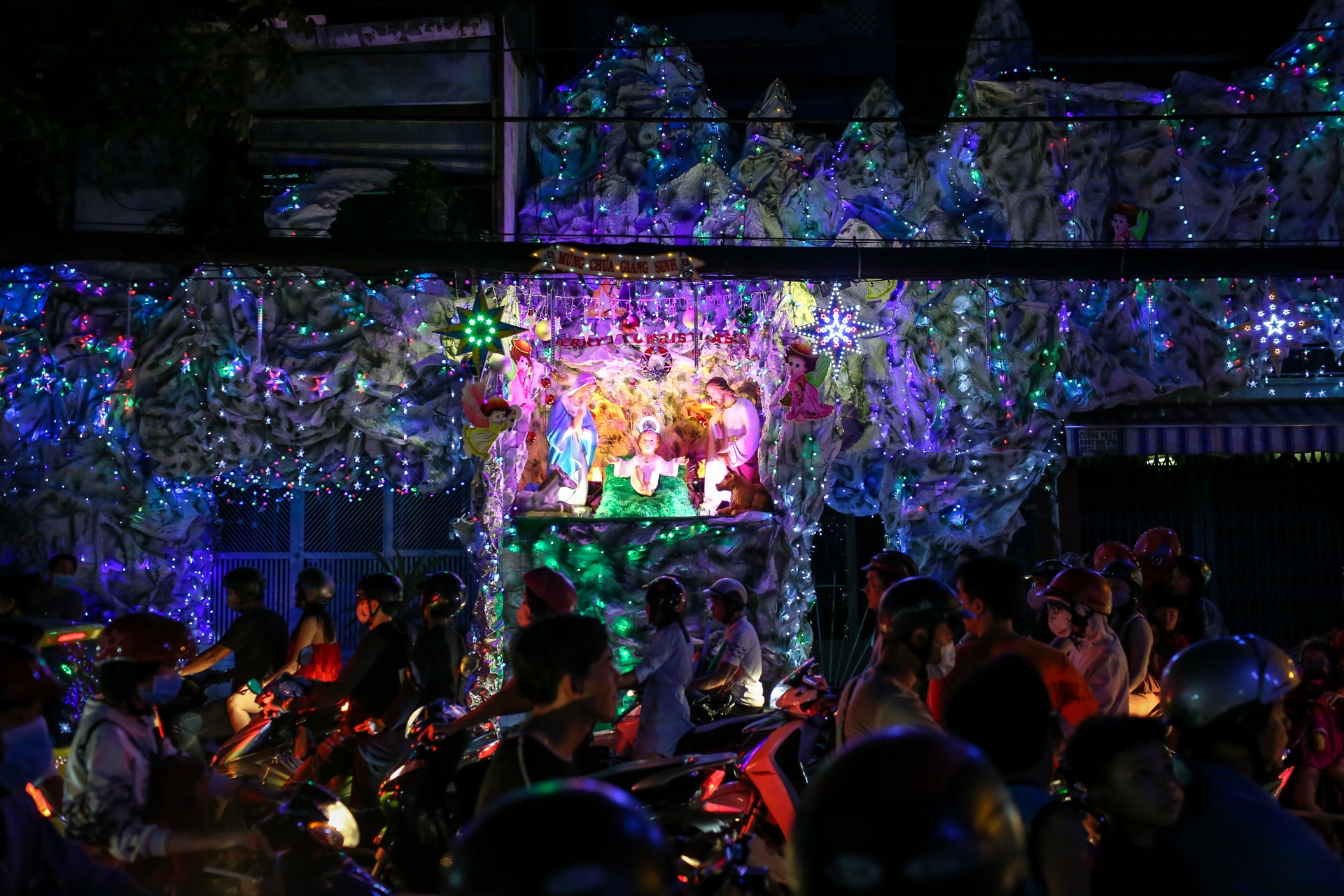 Nguoi dan Sai Gon di choi Noel anh 3