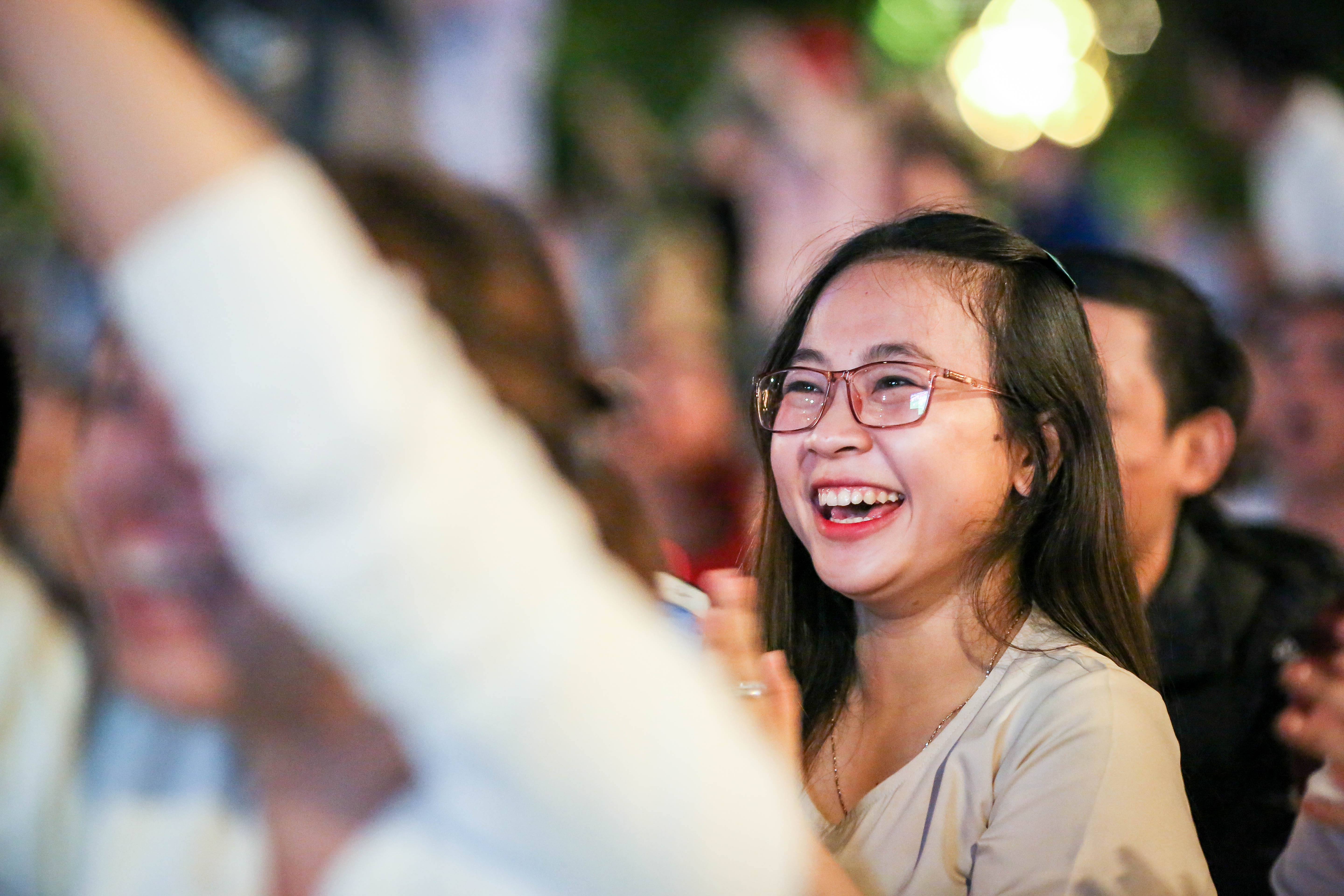 co dong vien nu Sai Gon xinh dep co vu cuong nhiet cho doi tuyen viet nam anh 6