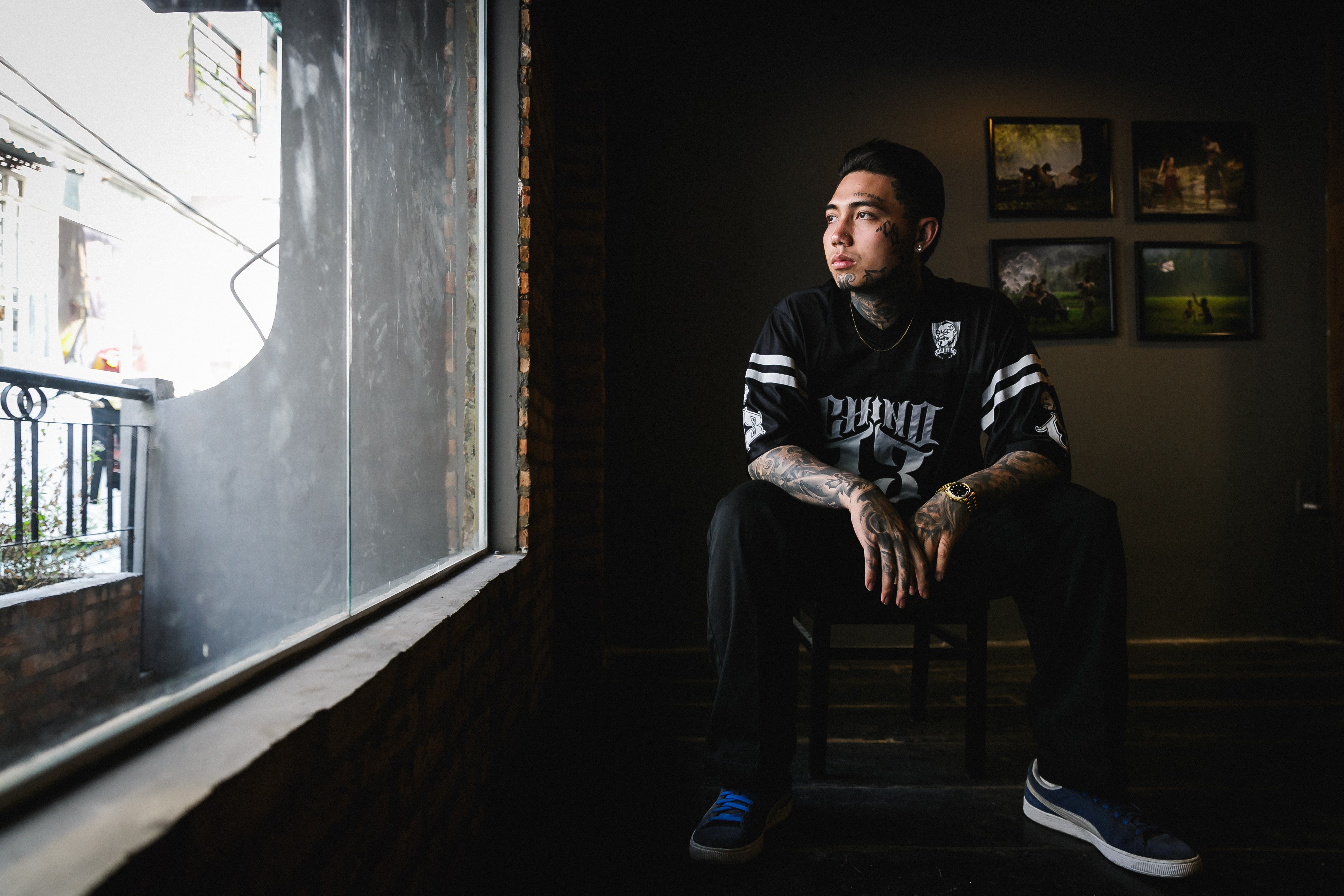 Dang Khoa chia se ve cuoc song sau khi xam tren mat hinh anh