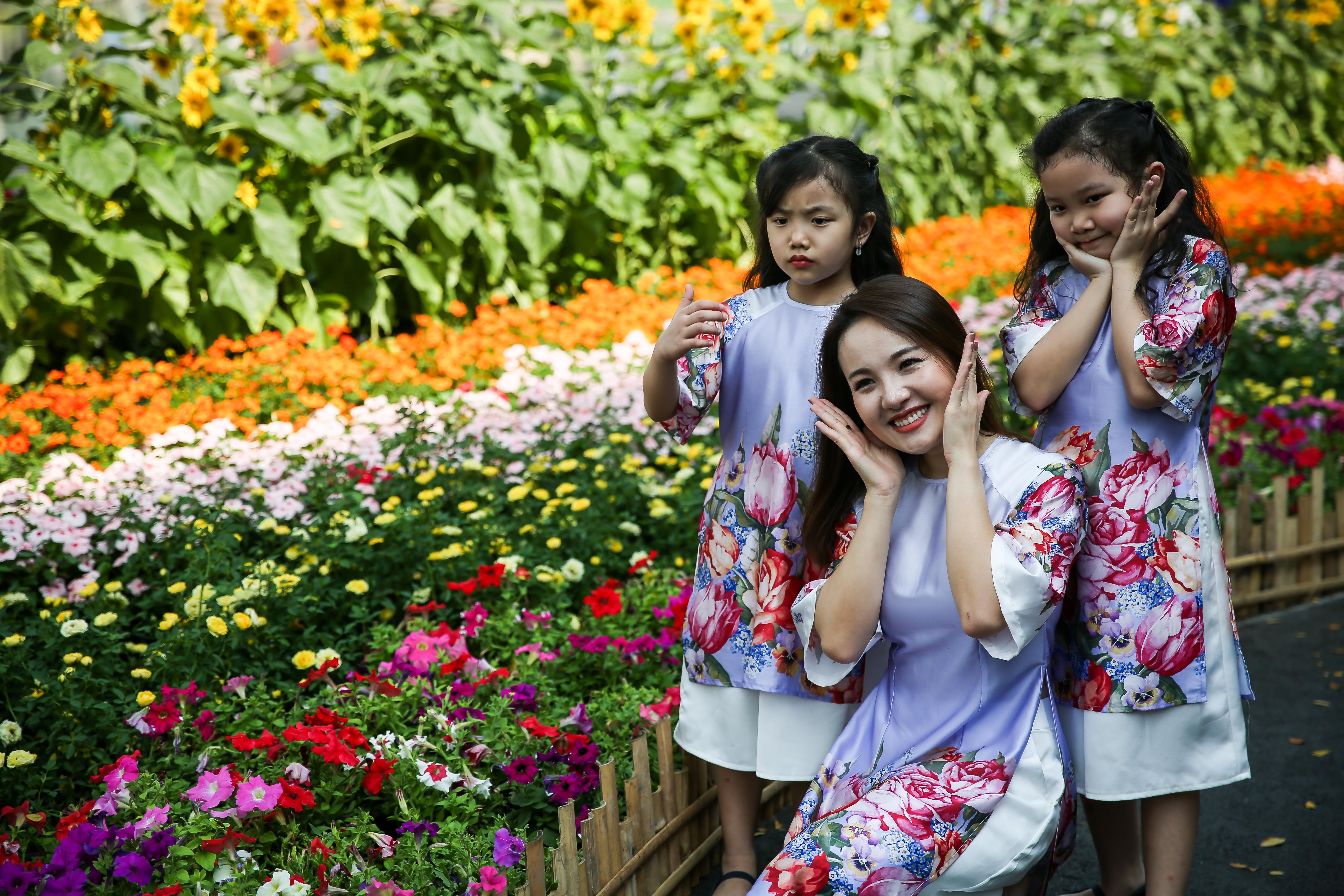 xo day o hoi hoa xuan Phu My Hung anh 12