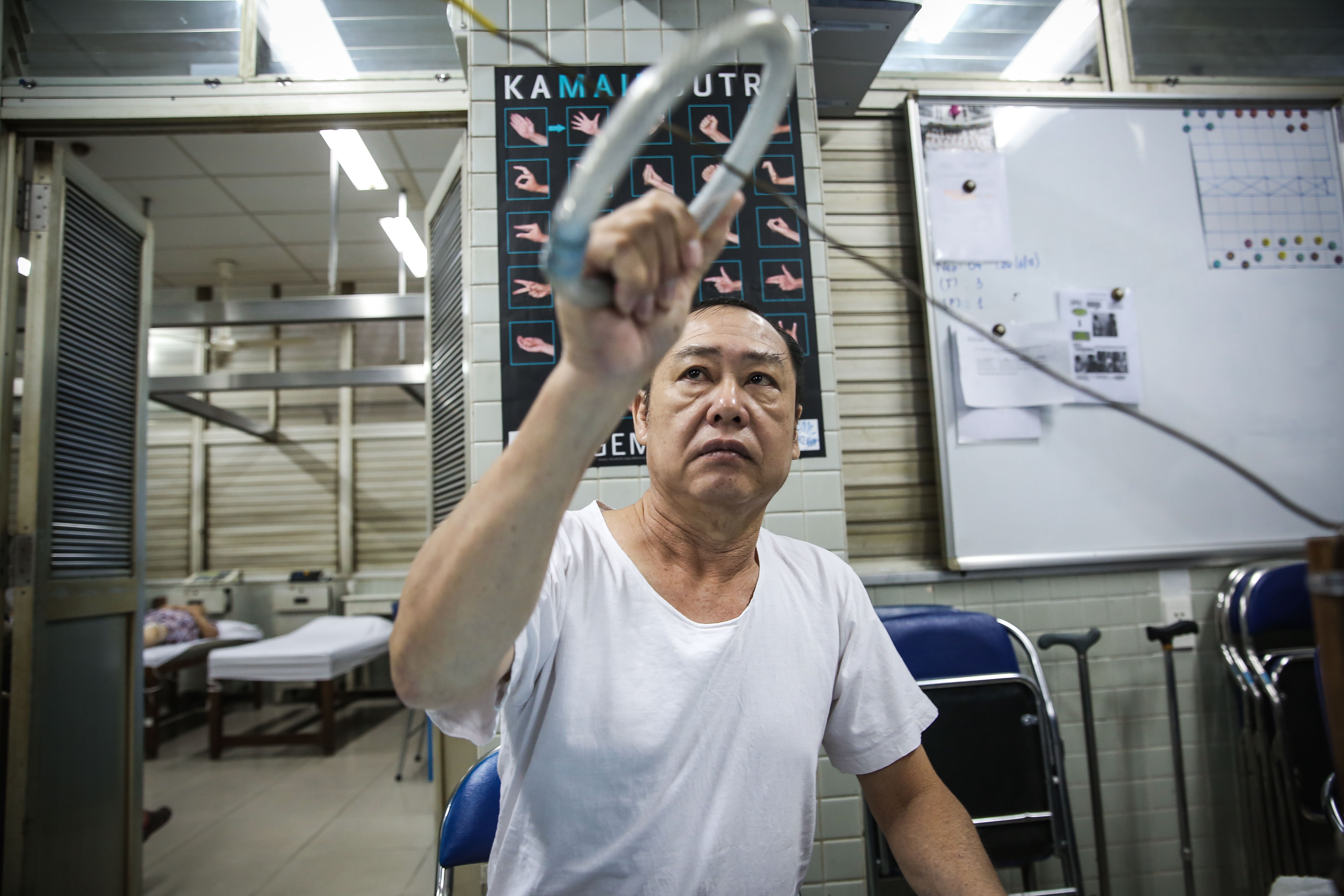 những người đi tìm sự bình thường bằng vật lý trị liệu ảnh 8 nhung nguoi di tim su binh thuong bang vat ly tri lieu anh 8