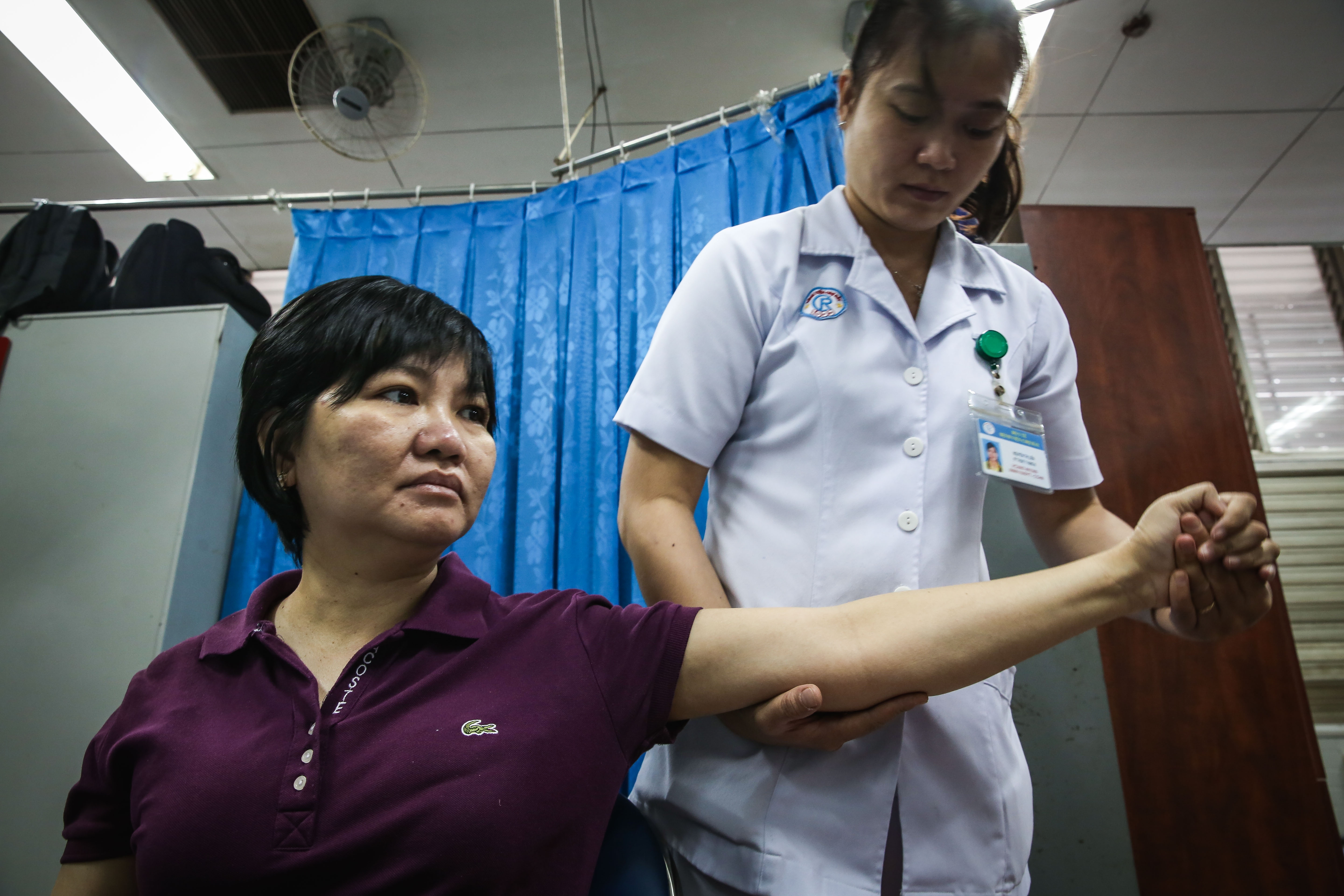 những người đi tìm sự bình thường bằng vật lý trị liệu ảnh 6 nhung nguoi di tim su binh thuong bang vat ly tri lieu anh 6