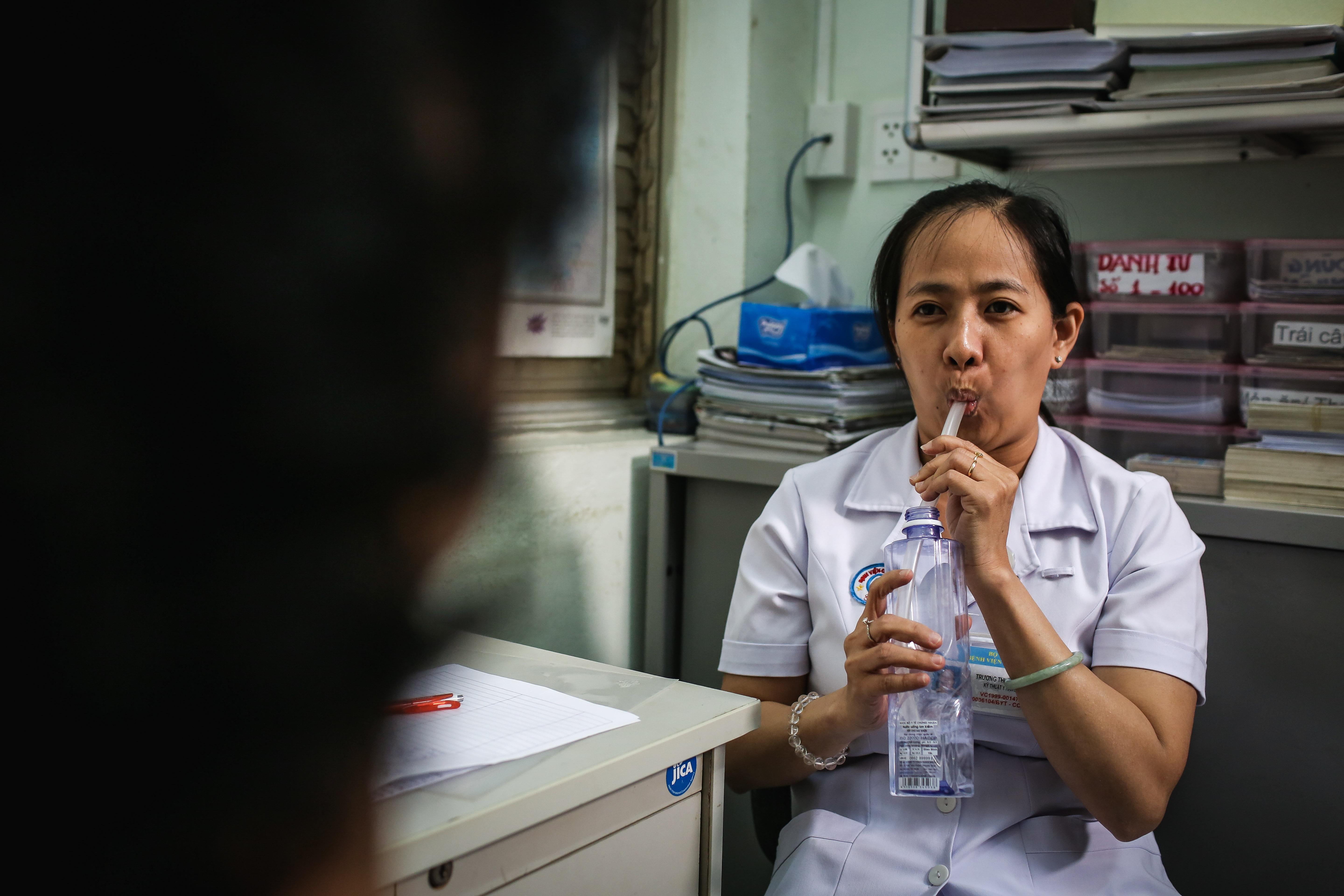 những người đi tìm sự bình thường bằng vật lý trị liệu ảnh 21 nhung nguoi di tim su binh thuong bang vat ly tri lieu anh 21