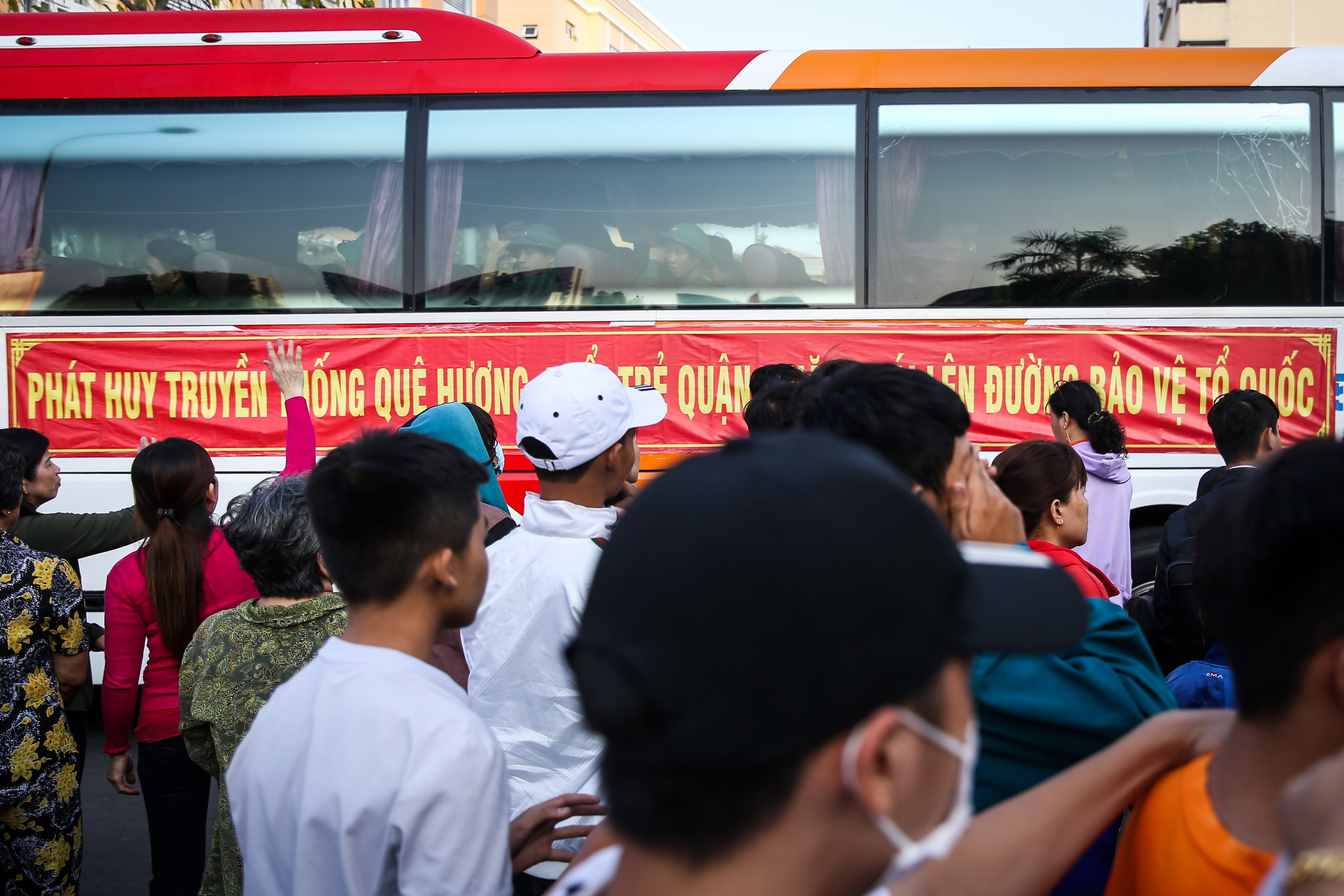 Tan binh Sai Gon len duong nhap ngu anh 5