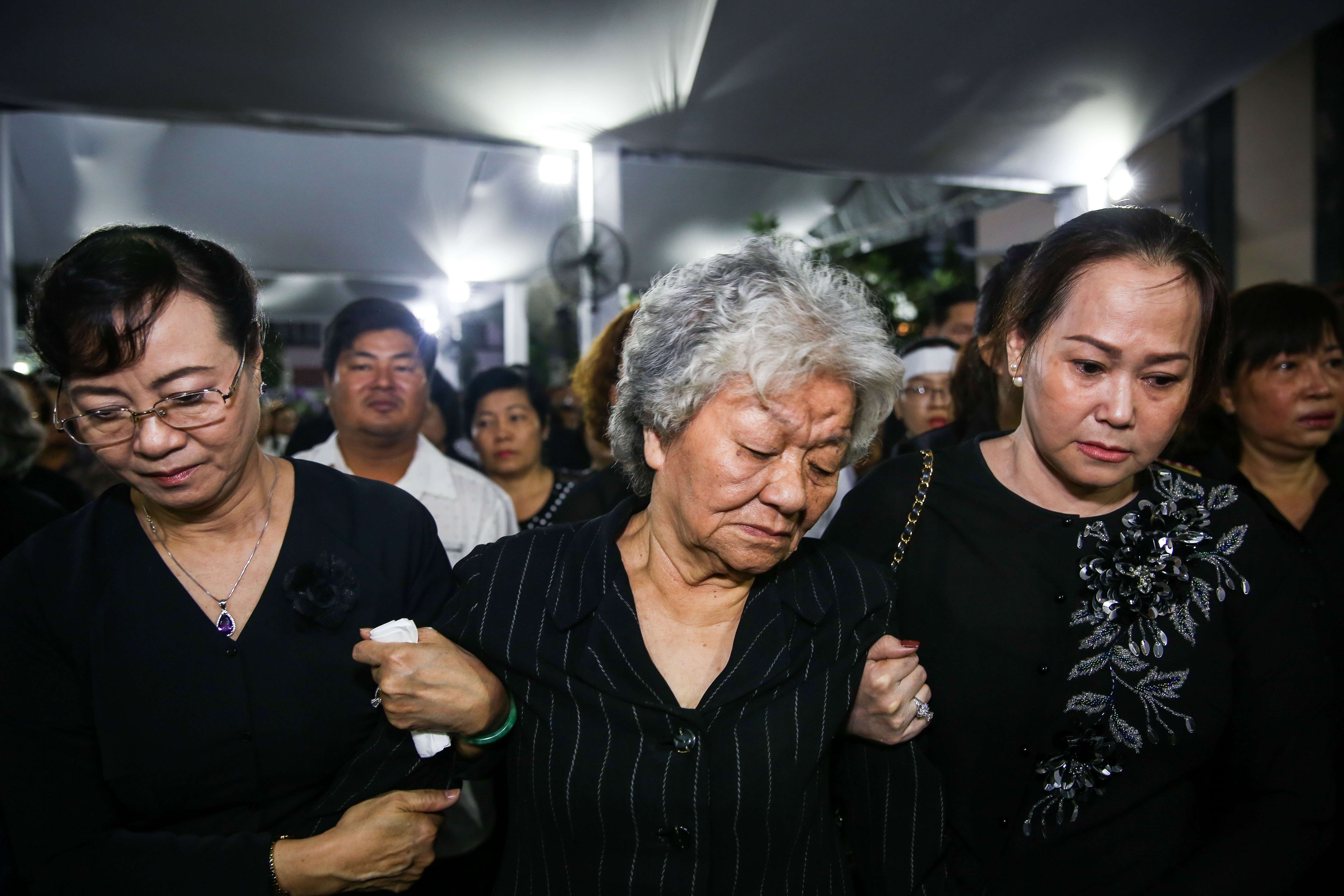 le truy dieu tham dam nuoc mat Pho Chu tich UBND TP.HCM Nguyen Thi Thu anh 11