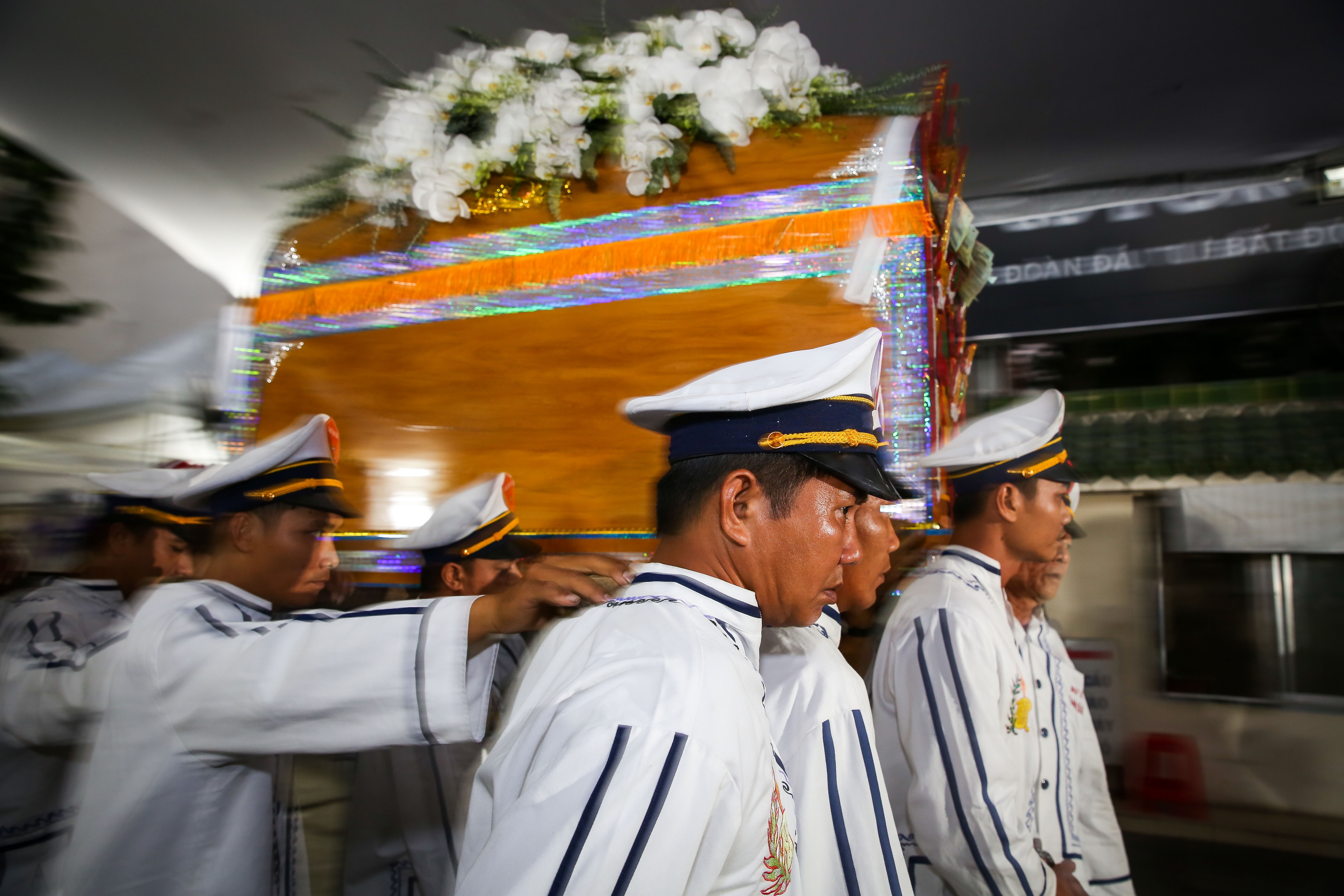 le truy dieu tham dam nuoc mat Pho Chu tich UBND TP.HCM Nguyen Thi Thu anh 10