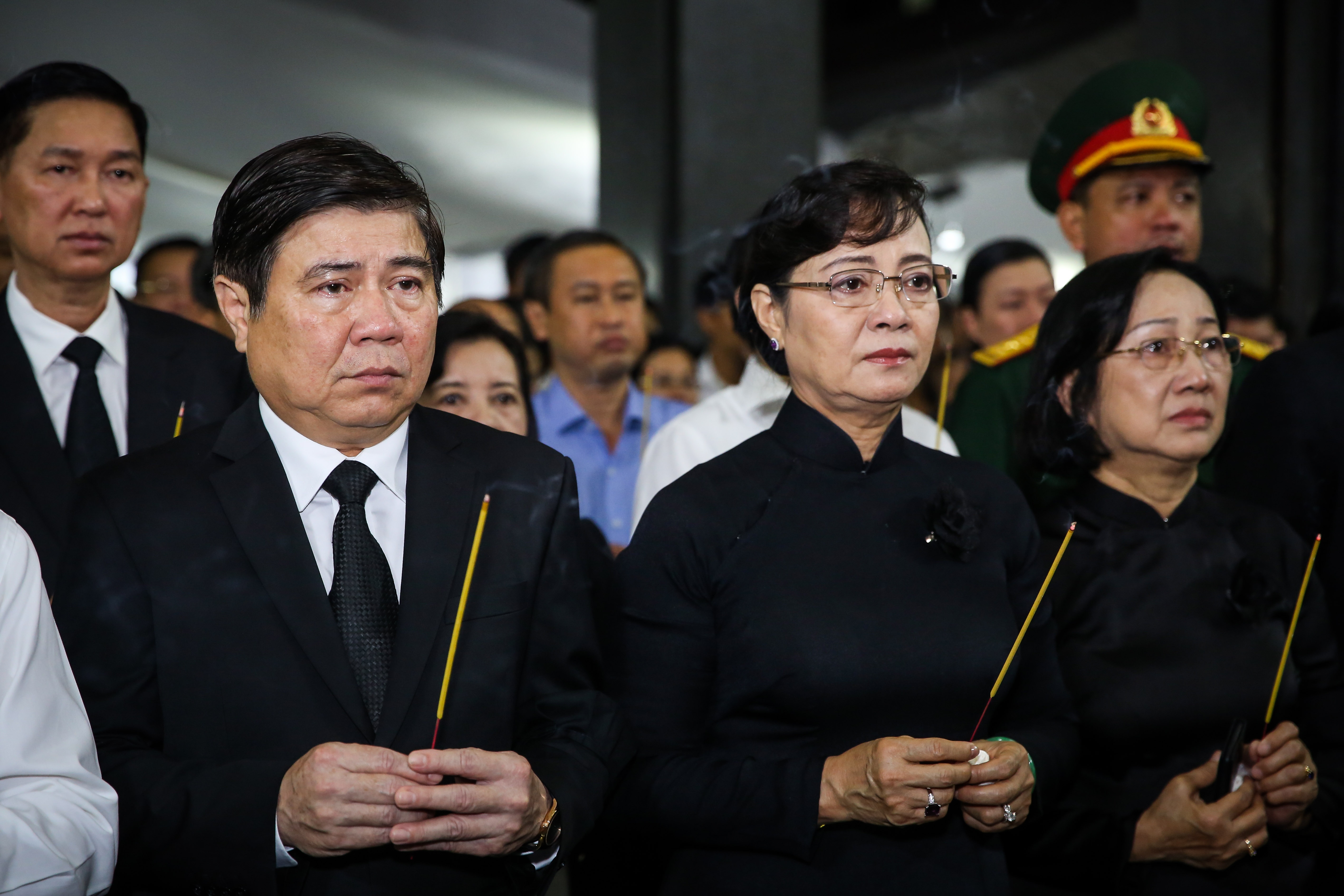 le truy dieu tham dam nuoc mat Pho Chu tich UBND TP.HCM Nguyen Thi Thu anh 8