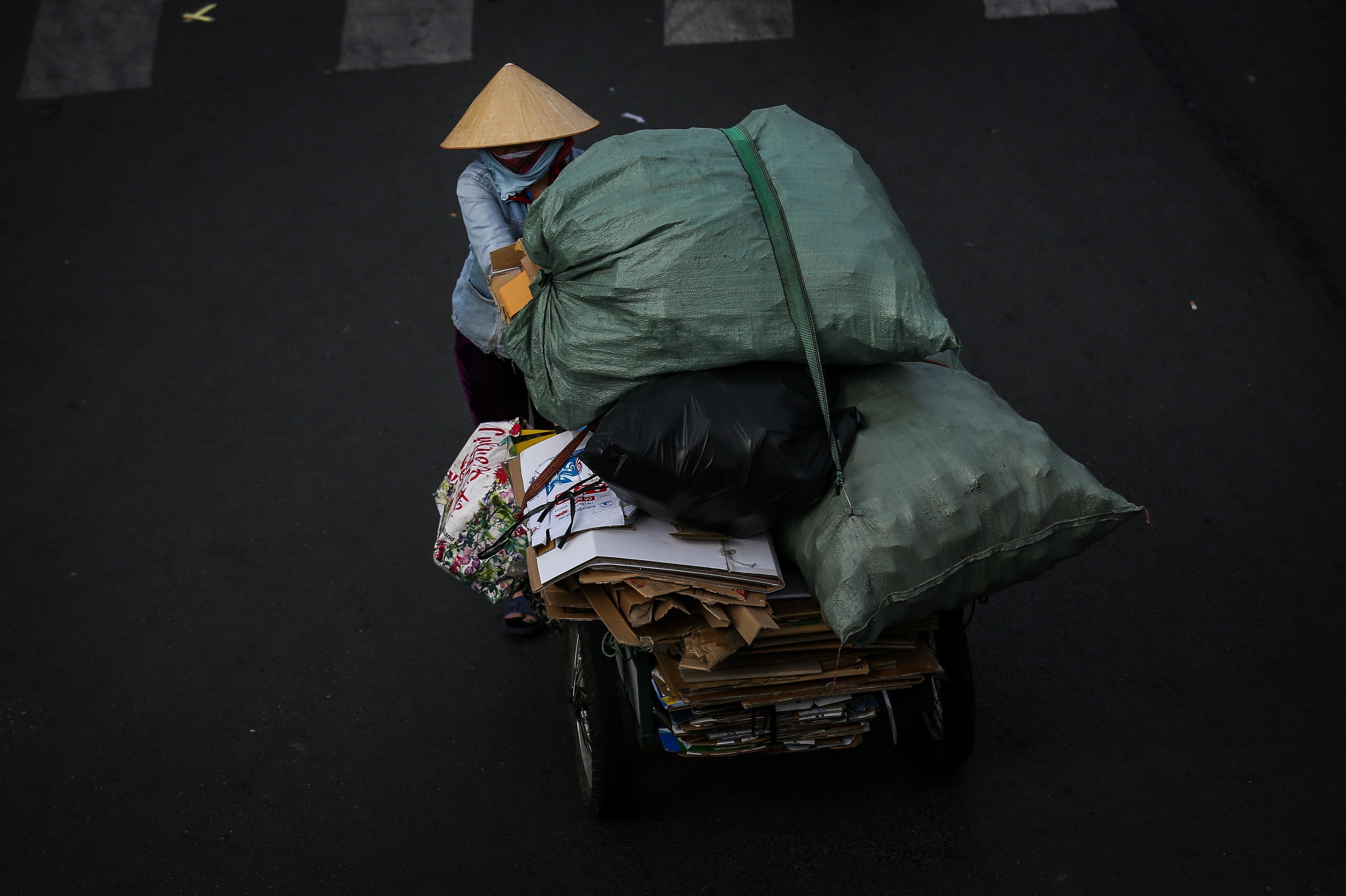 muon kieu trum kin mit cua dan sai gon mua nang nong anh 13