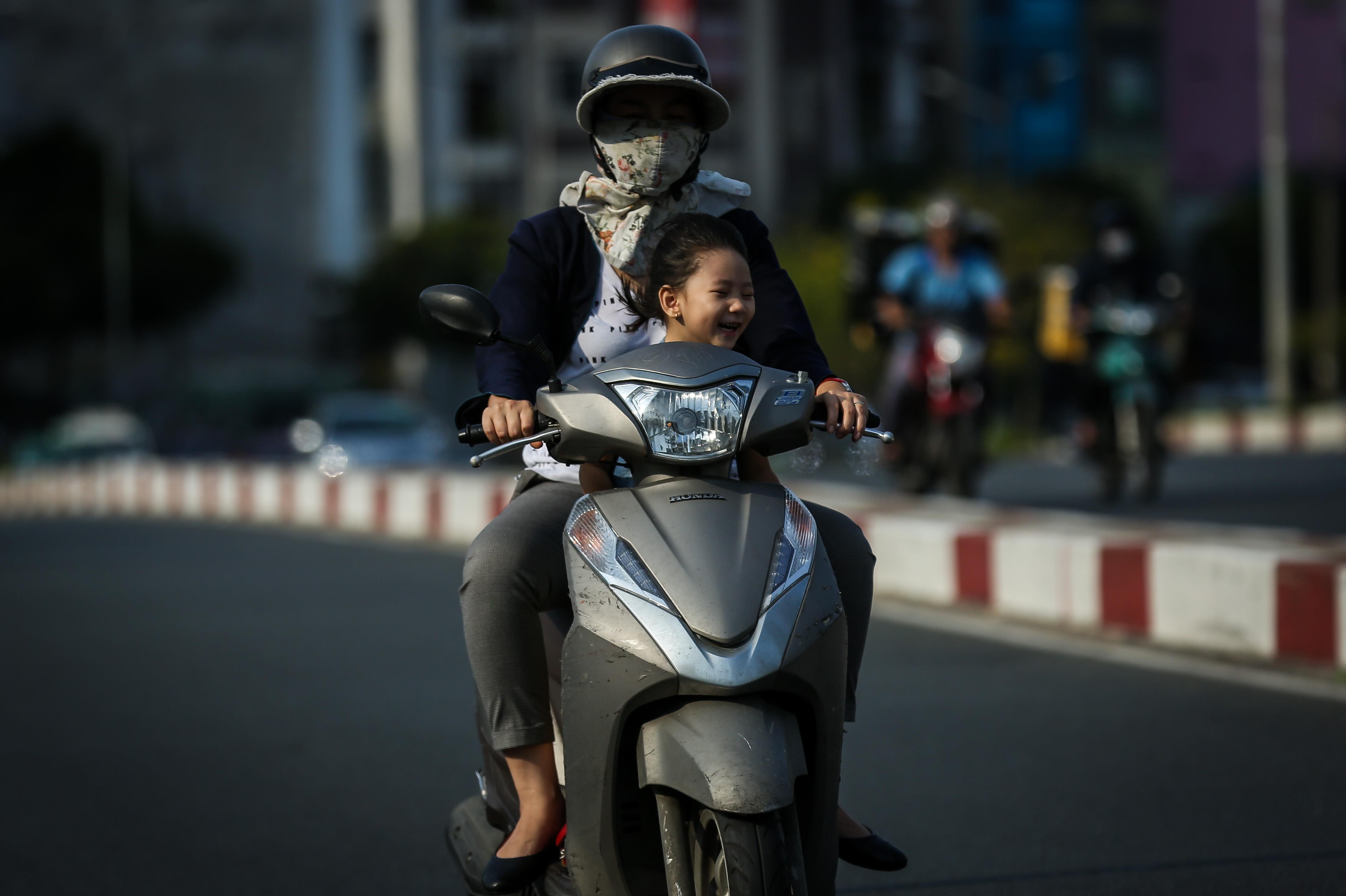 muon kieu trum kin mit cua dan sai gon mua nang nong anh 14