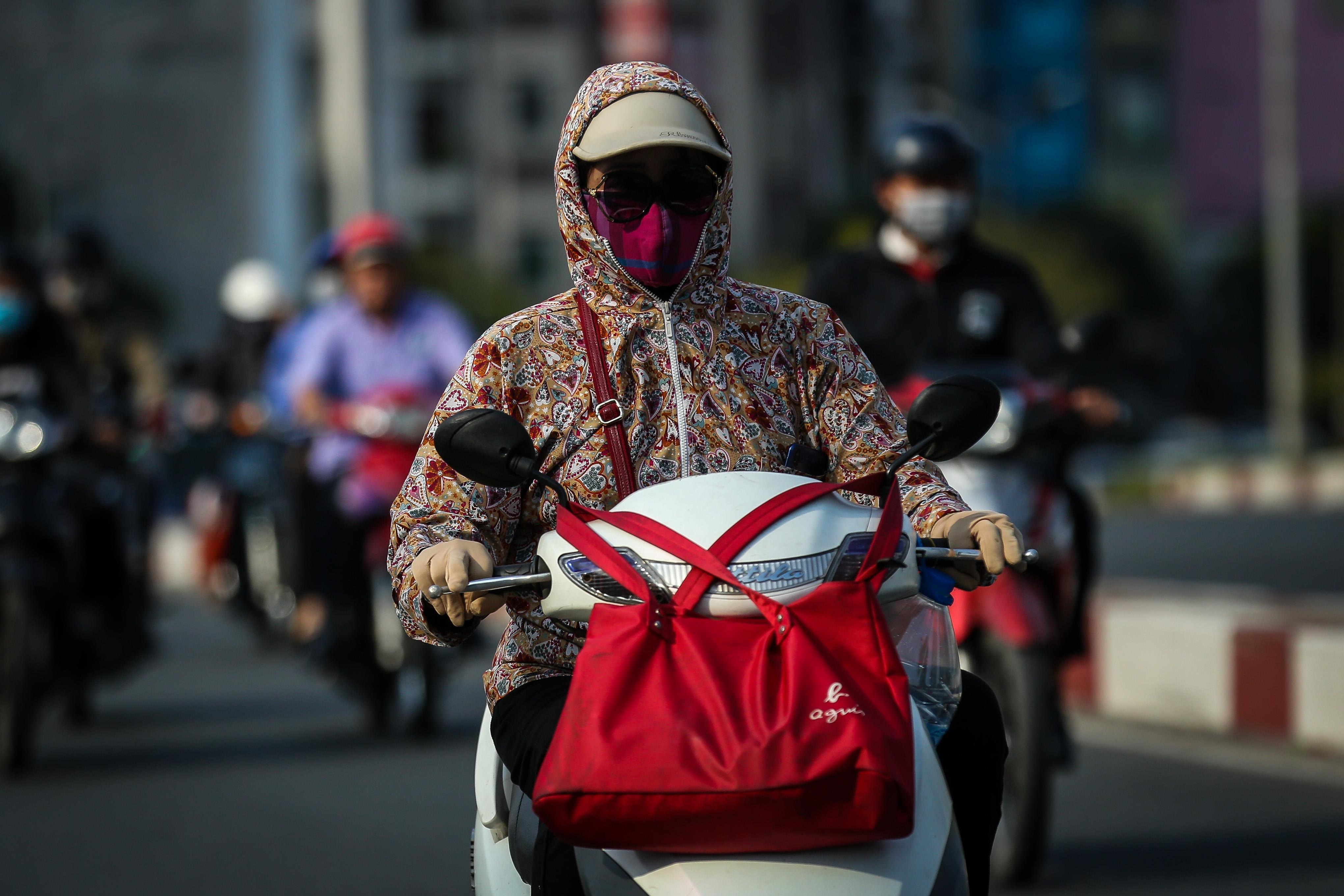 muon kieu trum kin mit cua dan sai gon mua nang nong anh 12