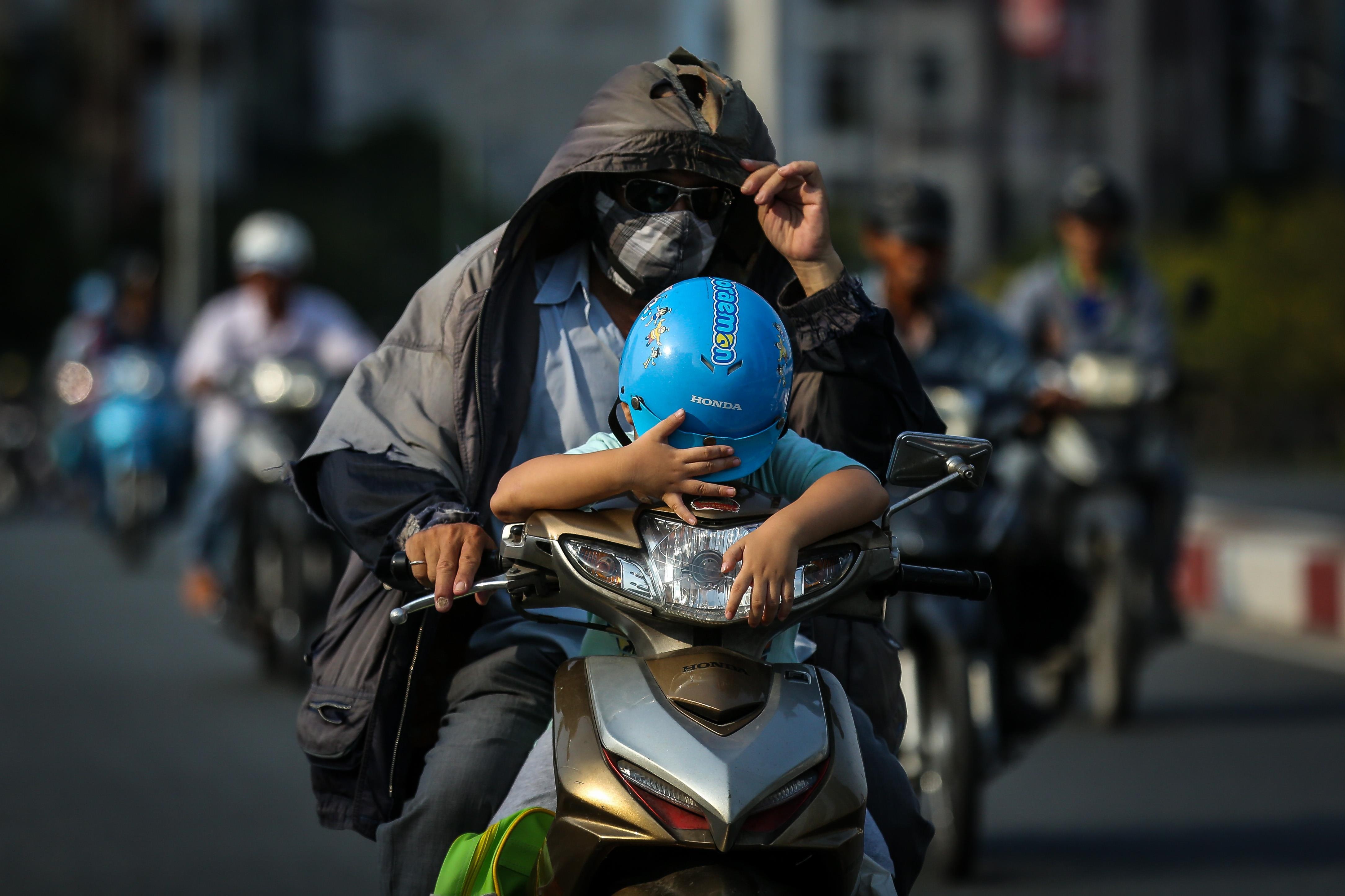 muon kieu trum kin mit cua dan sai gon mua nang nong anh 15