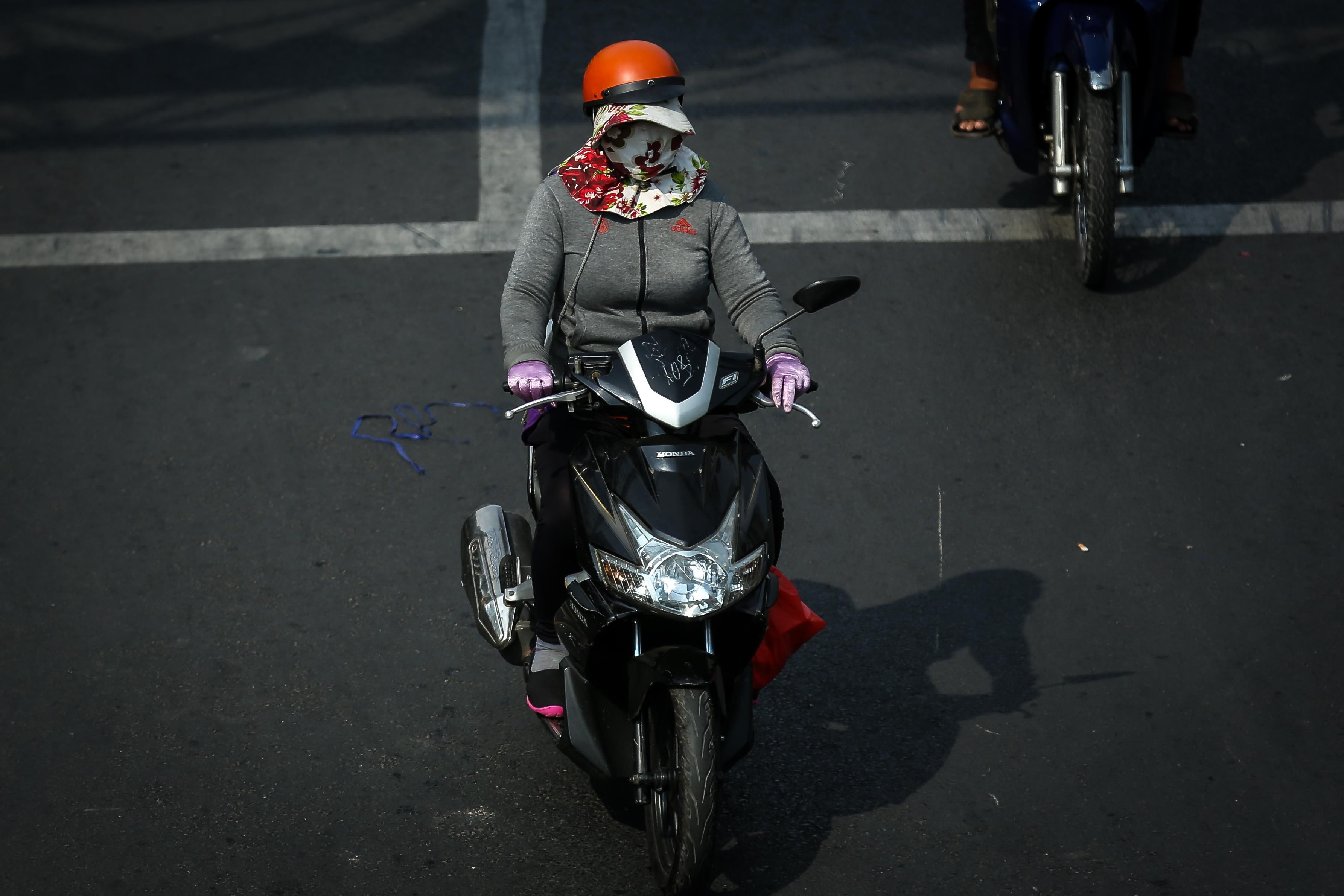 muon kieu trum kin mit cua dan sai gon mua nang nong anh 2