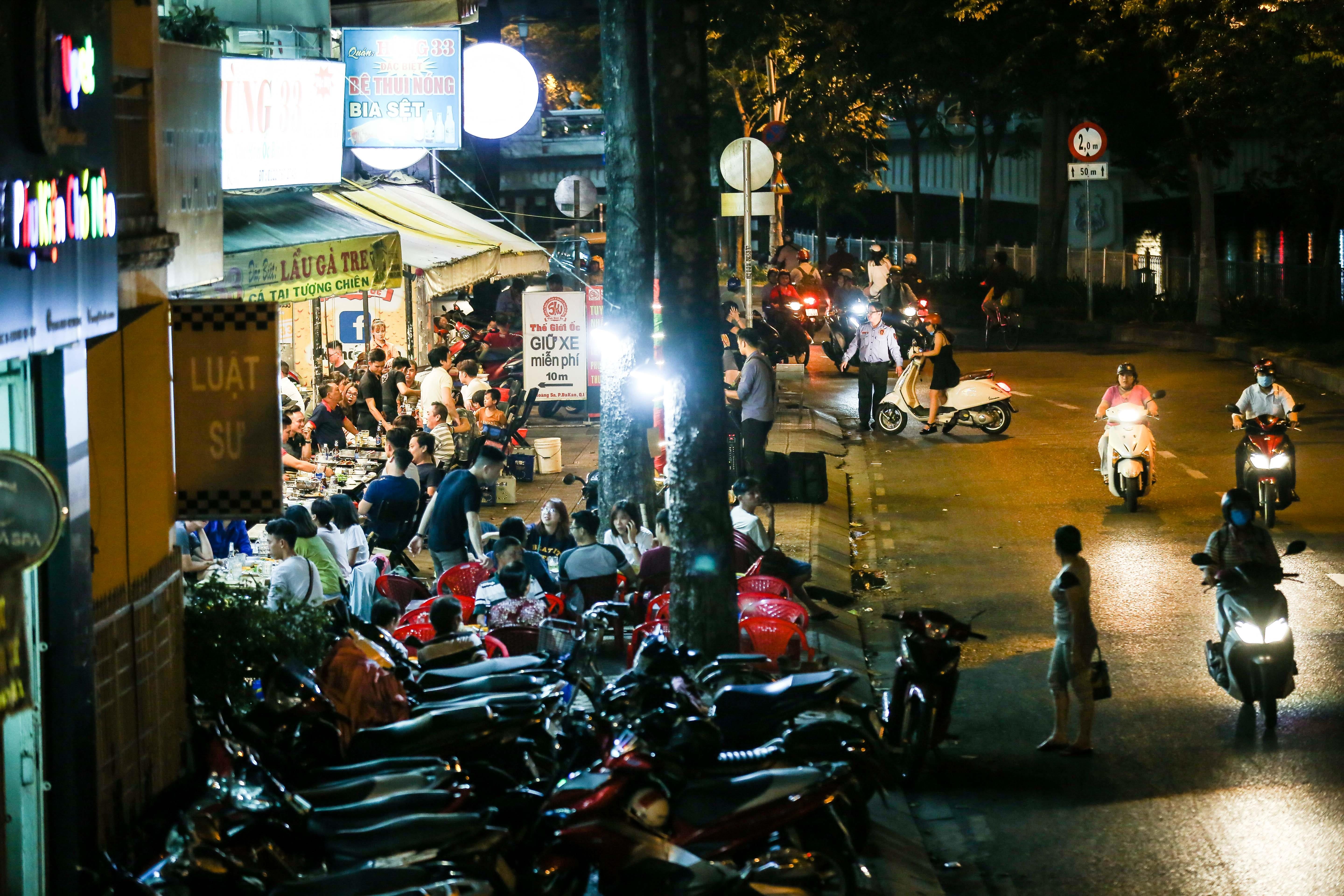 Lan chiem via he o Sai Gon anh 9