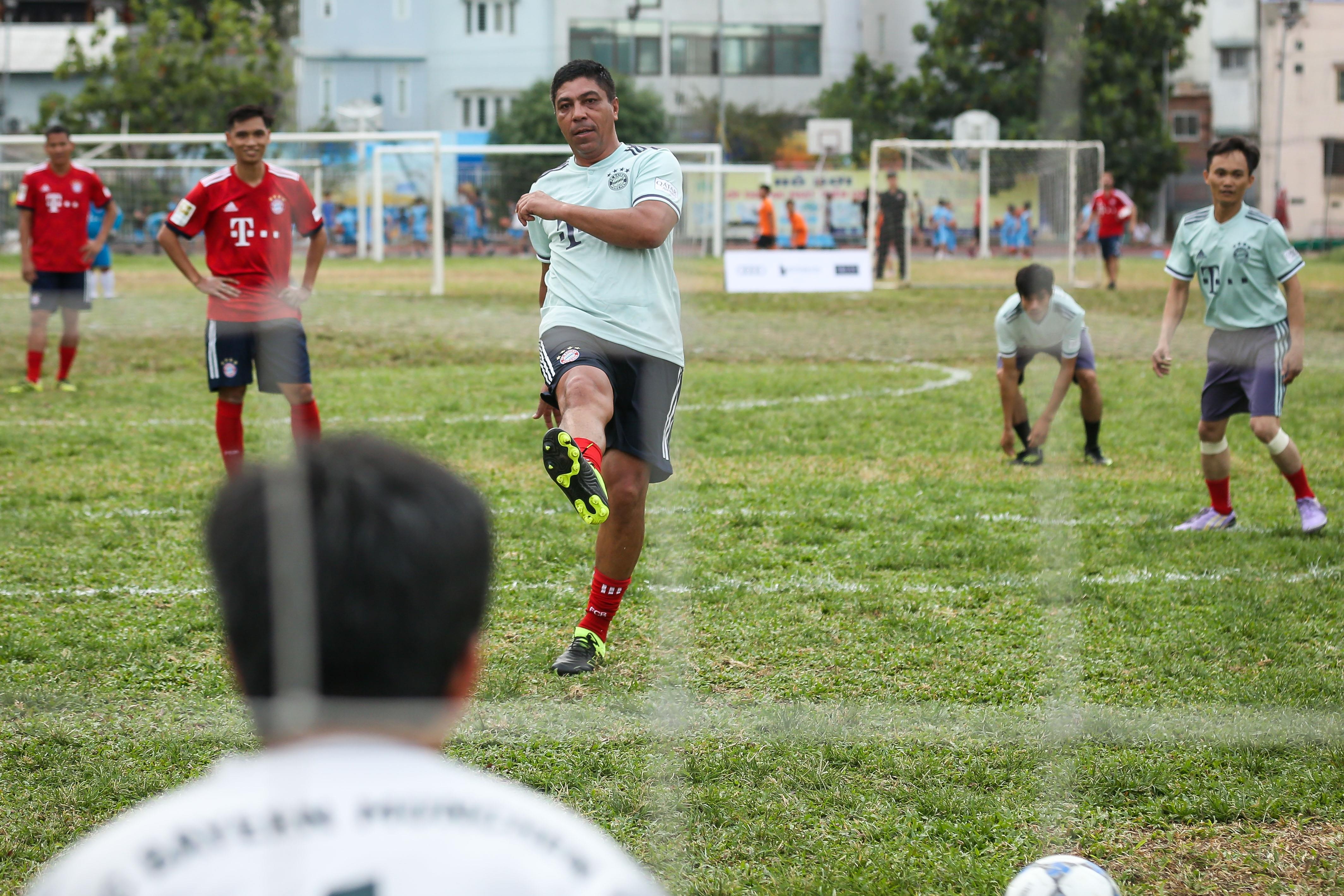 cuu danh thu bayern vai lay trong tai khi nhan the vang o viet nam anh 6