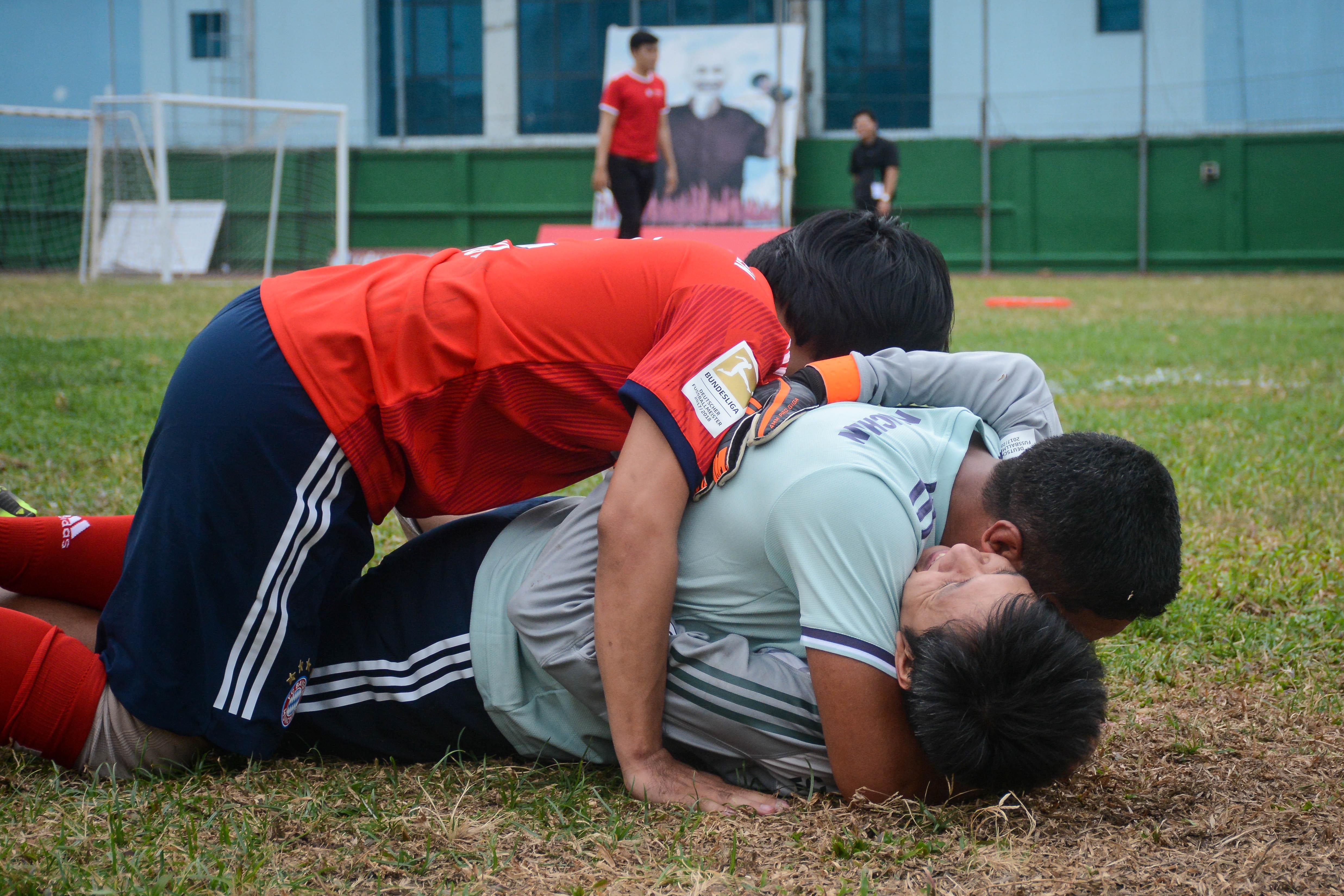 cuu danh thu bayern vai lay trong tai khi nhan the vang o viet nam anh 7