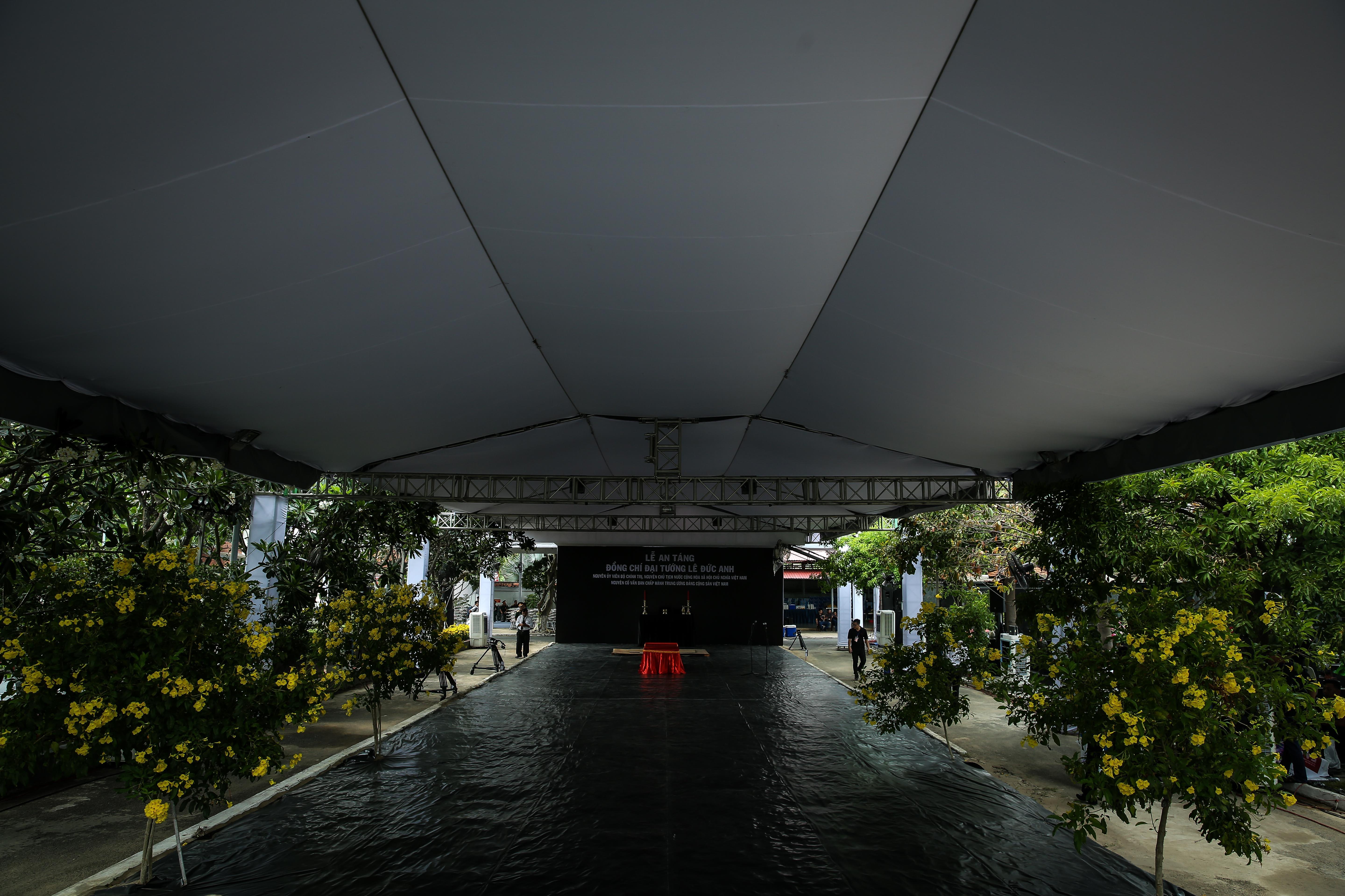 can canh noi an nghi cua nguyen chu tich nuoc le duc anh anh 3